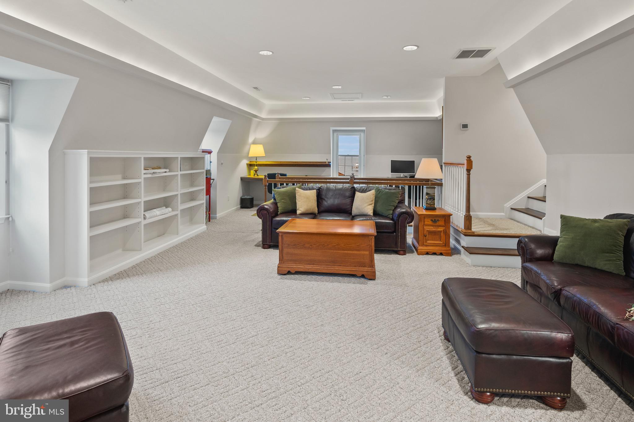 SOUTHWIND - Residential