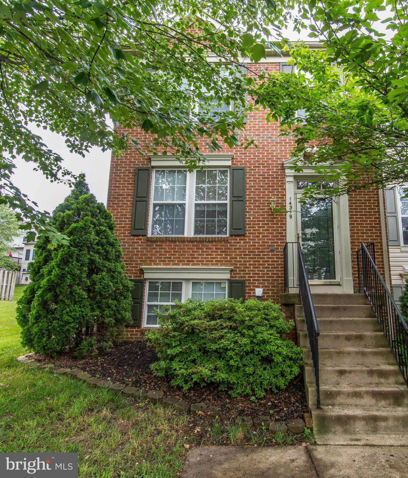 CENTRE RIDGE - Residential