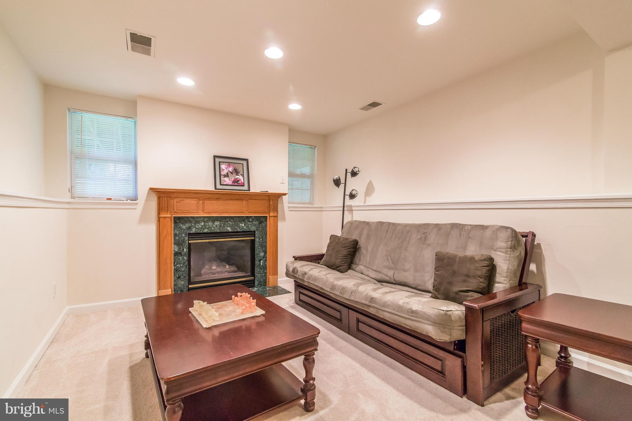 CENTRE RIDGE - Residential