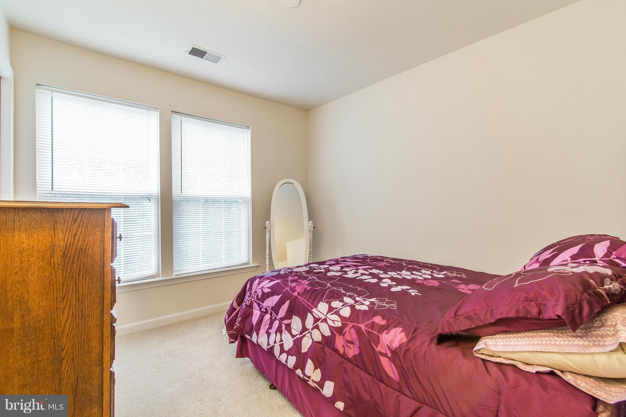 CENTRE RIDGE - Residential