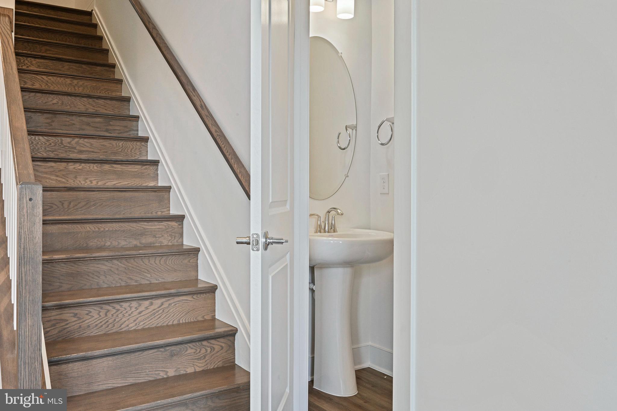 BELMONT OVERLOOK - Residential Lease