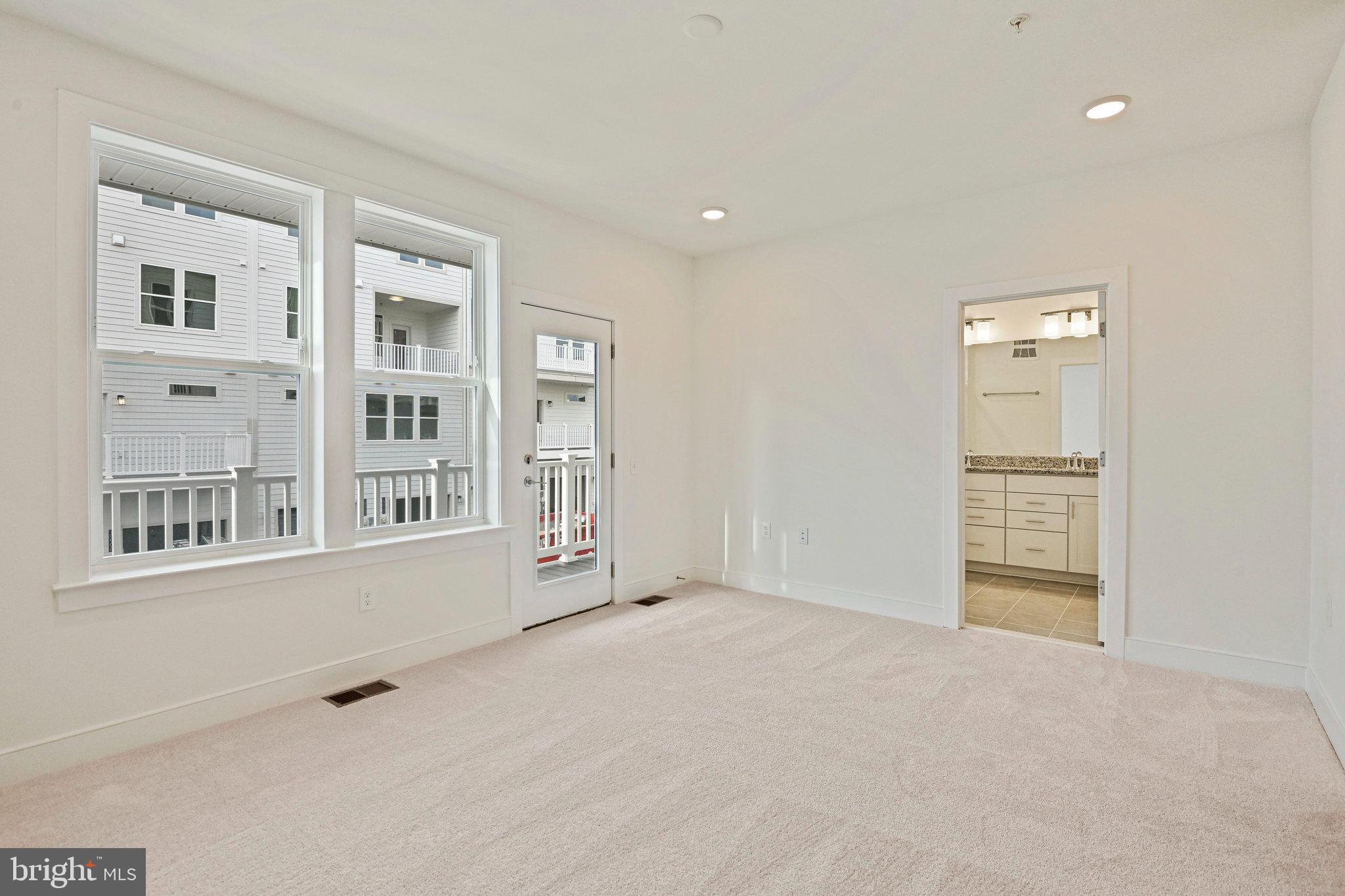 BELMONT OVERLOOK - Residential Lease