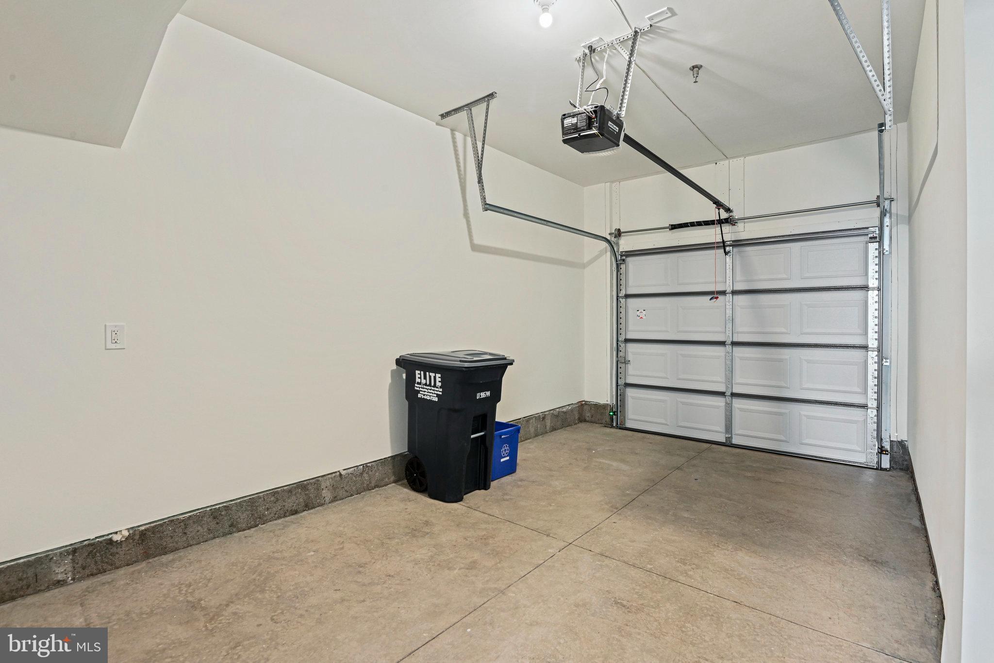 BELMONT OVERLOOK - Residential Lease