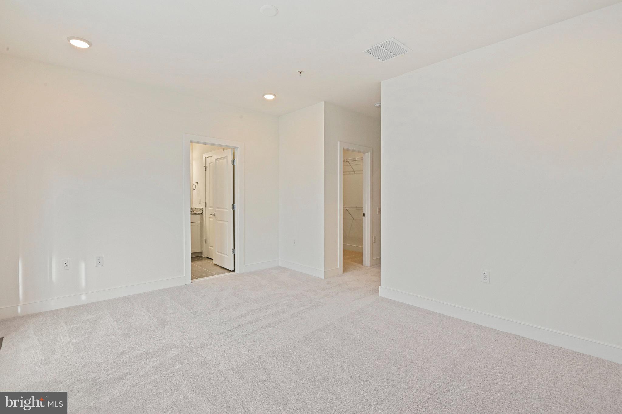 BELMONT OVERLOOK - Residential Lease