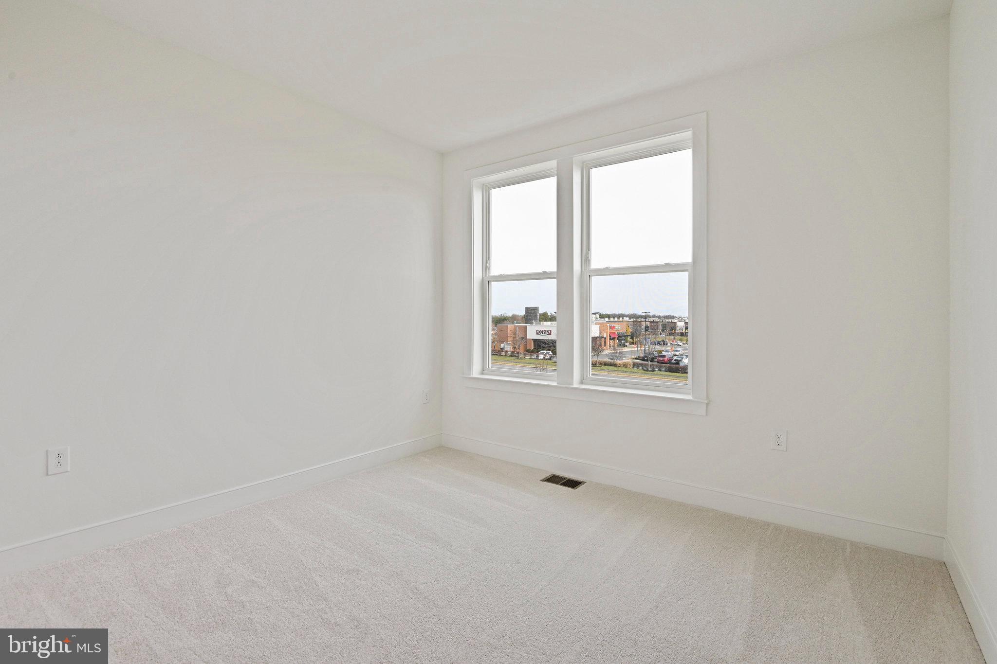 BELMONT OVERLOOK - Residential Lease