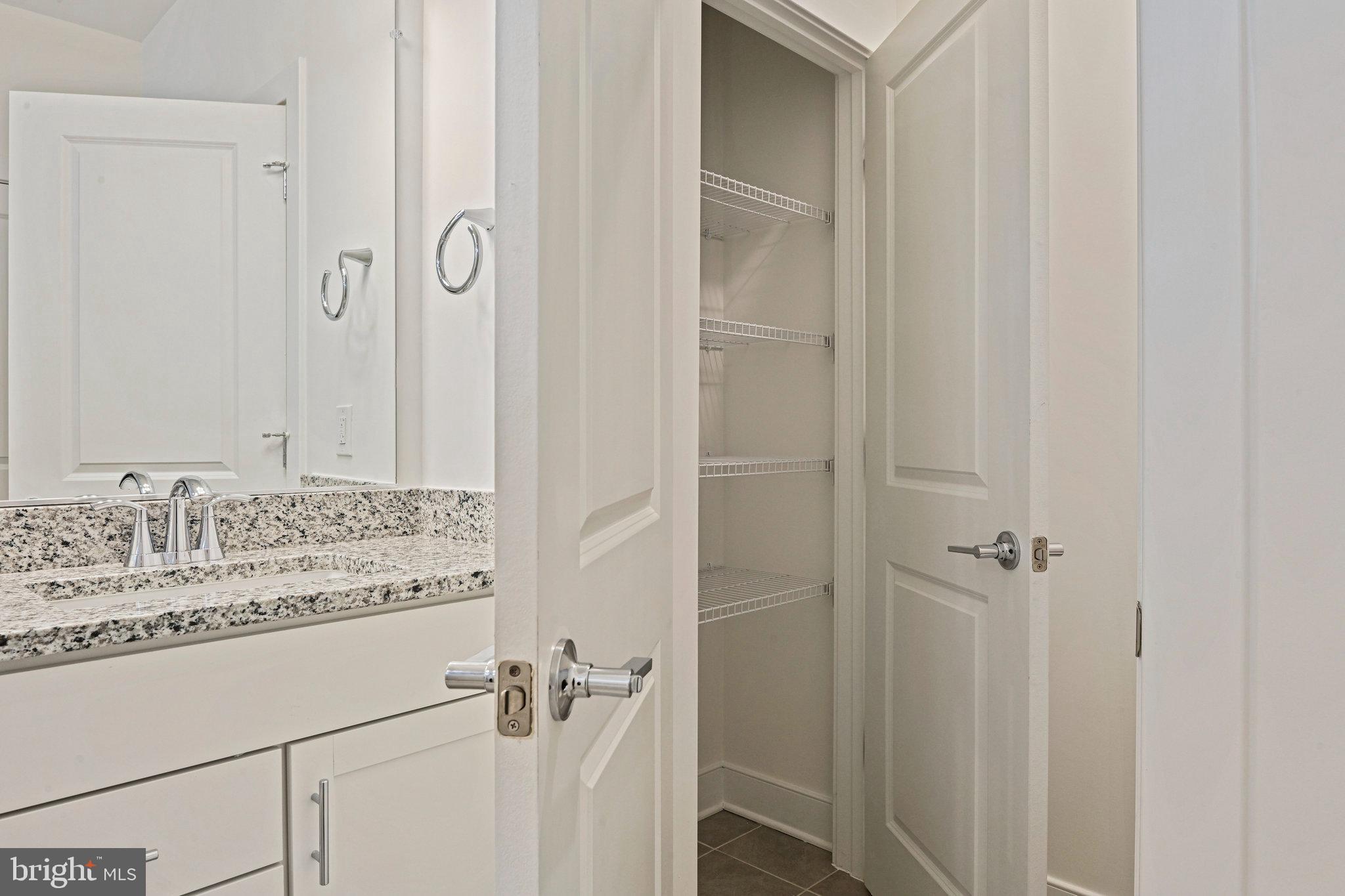 BELMONT OVERLOOK - Residential Lease