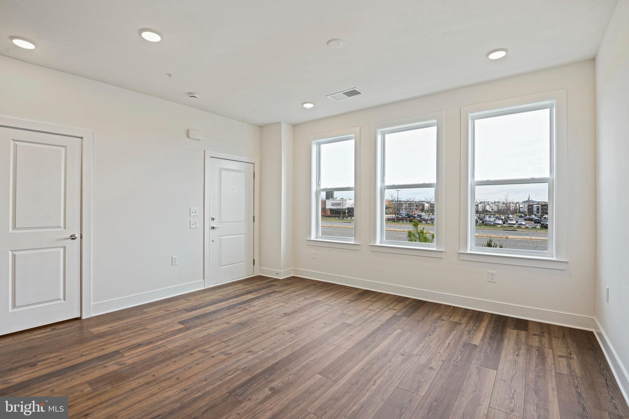 BELMONT OVERLOOK - Residential Lease