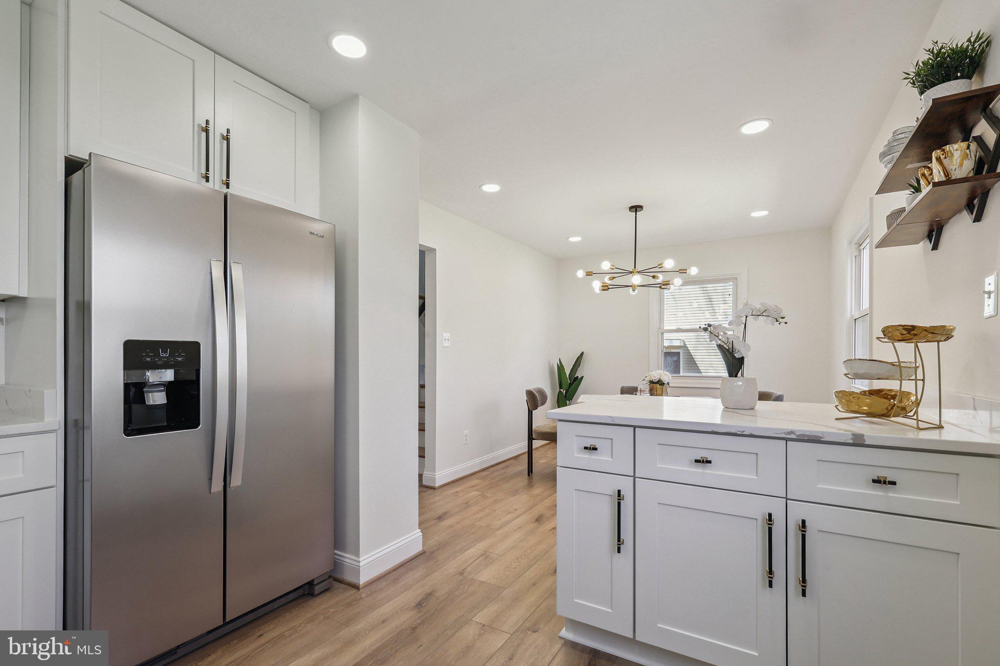 LAKE BRADDOCK - Residential