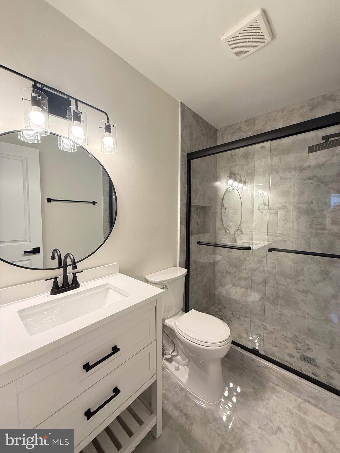 LAKE BRADDOCK - Residential