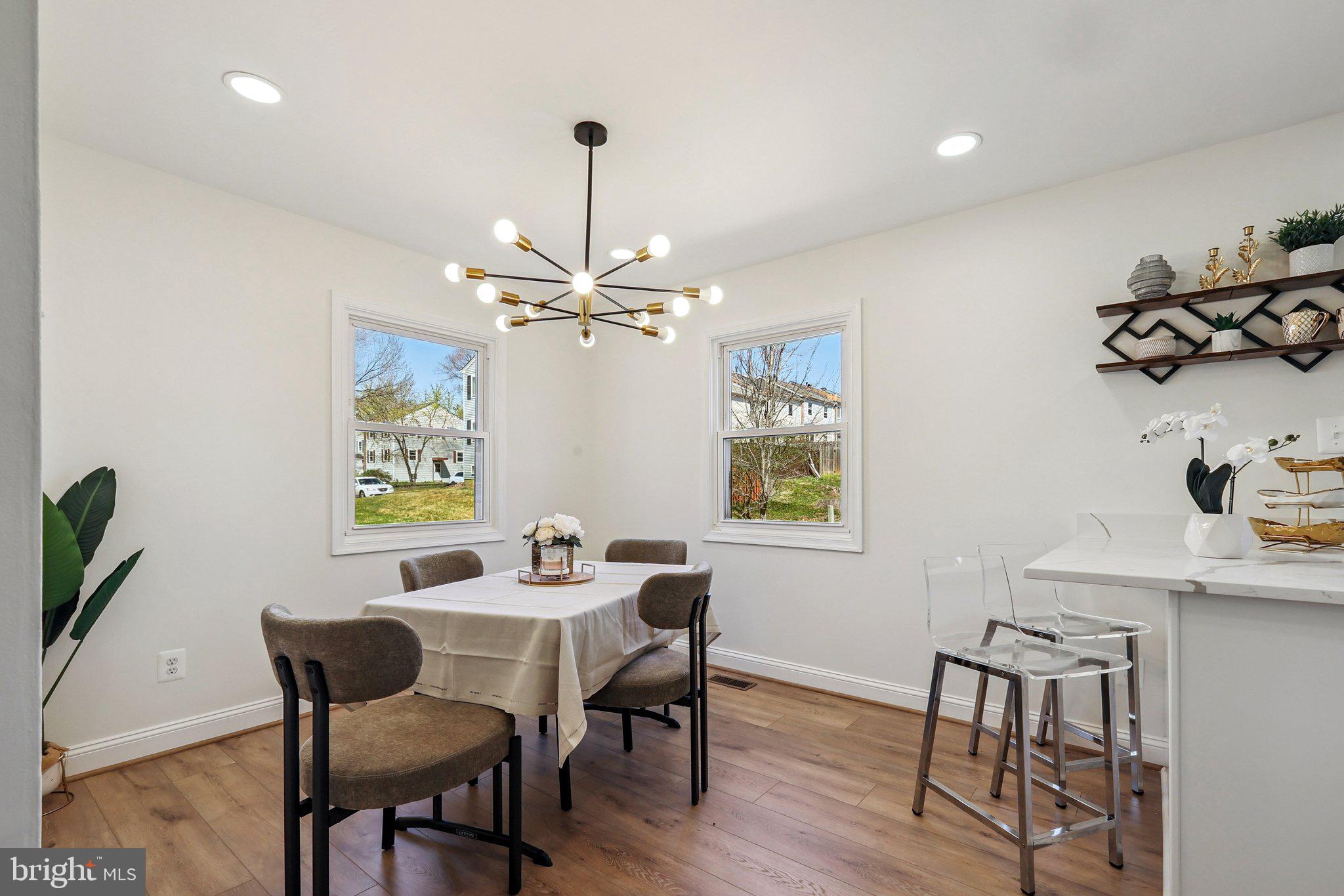 LAKE BRADDOCK - Residential