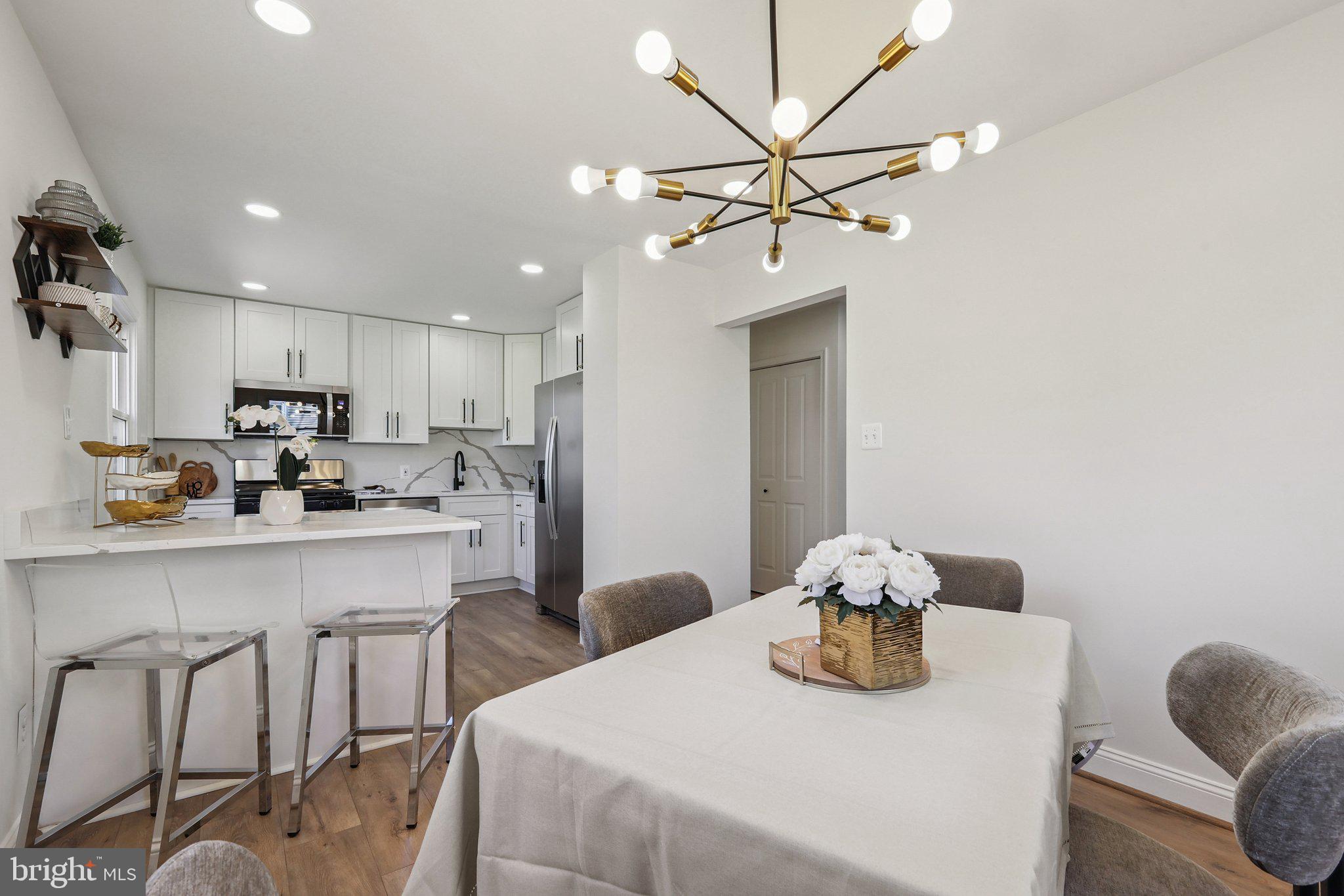 LAKE BRADDOCK - Residential