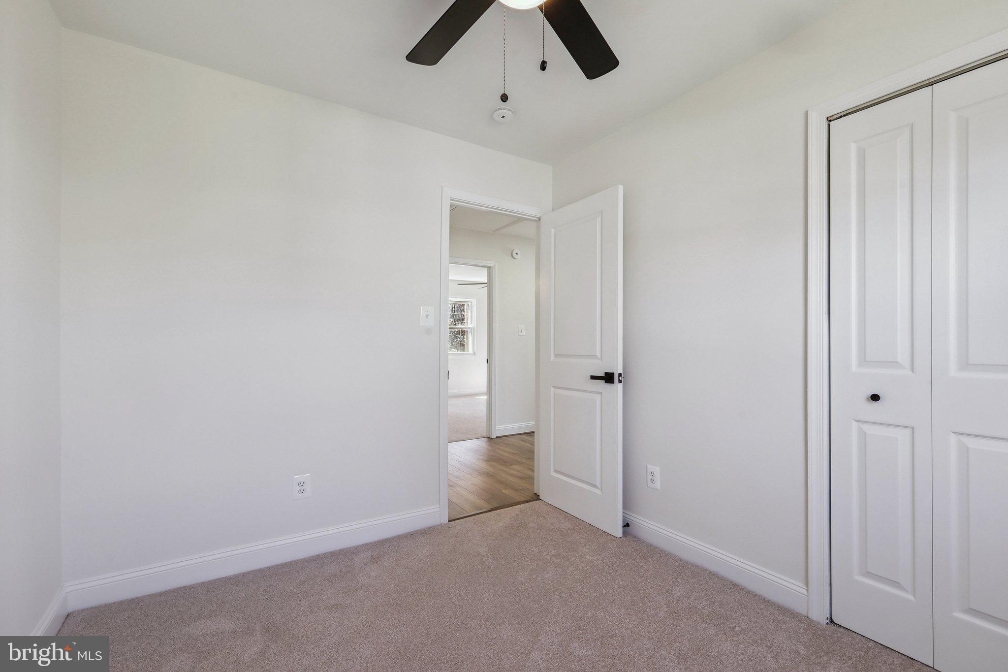 LAKE BRADDOCK - Residential