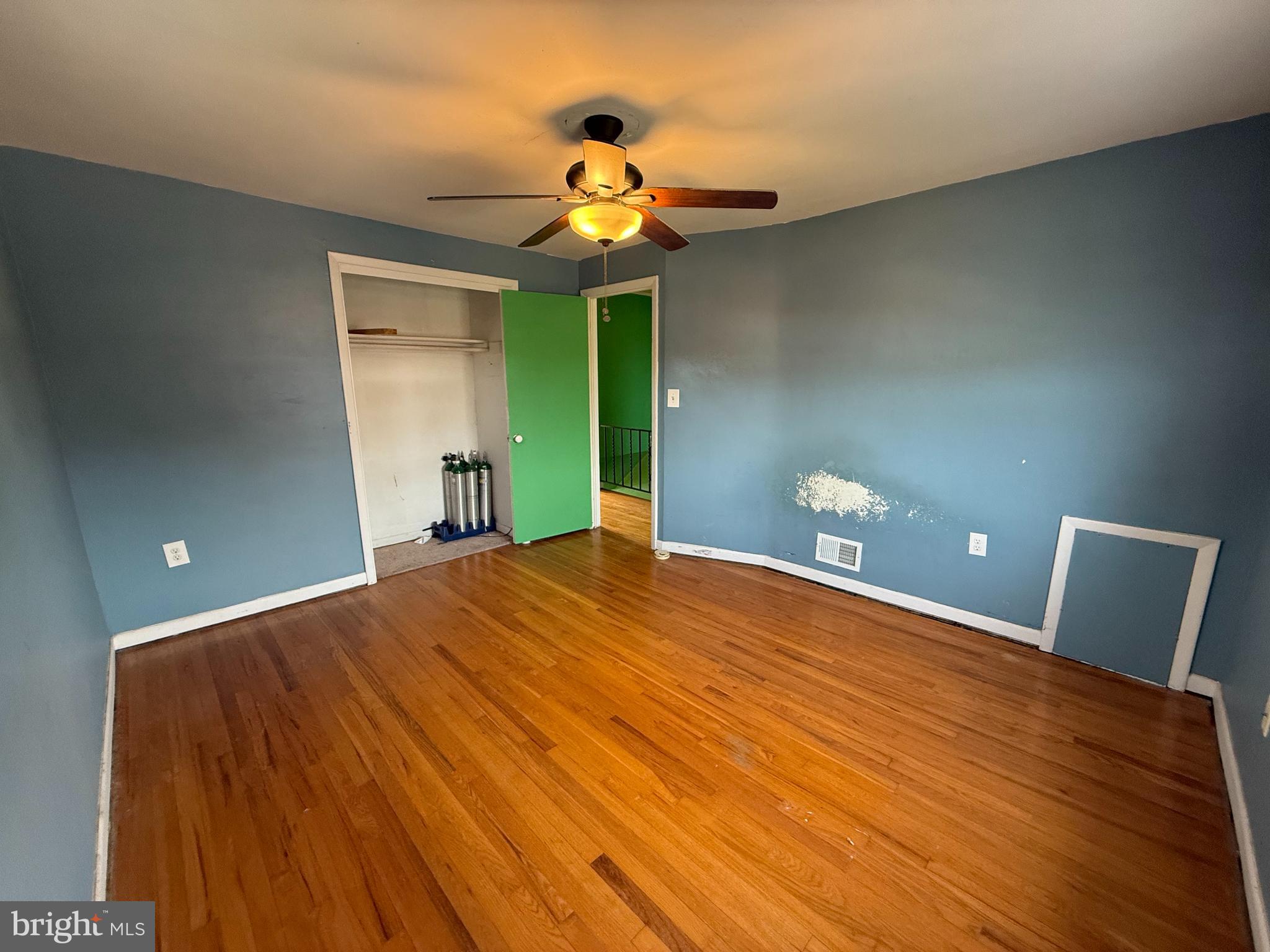 RIVERWOOD PARK - Residential