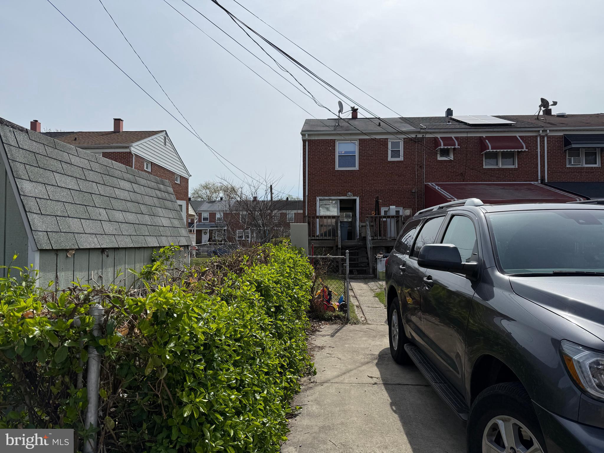 RIVERWOOD PARK - Residential