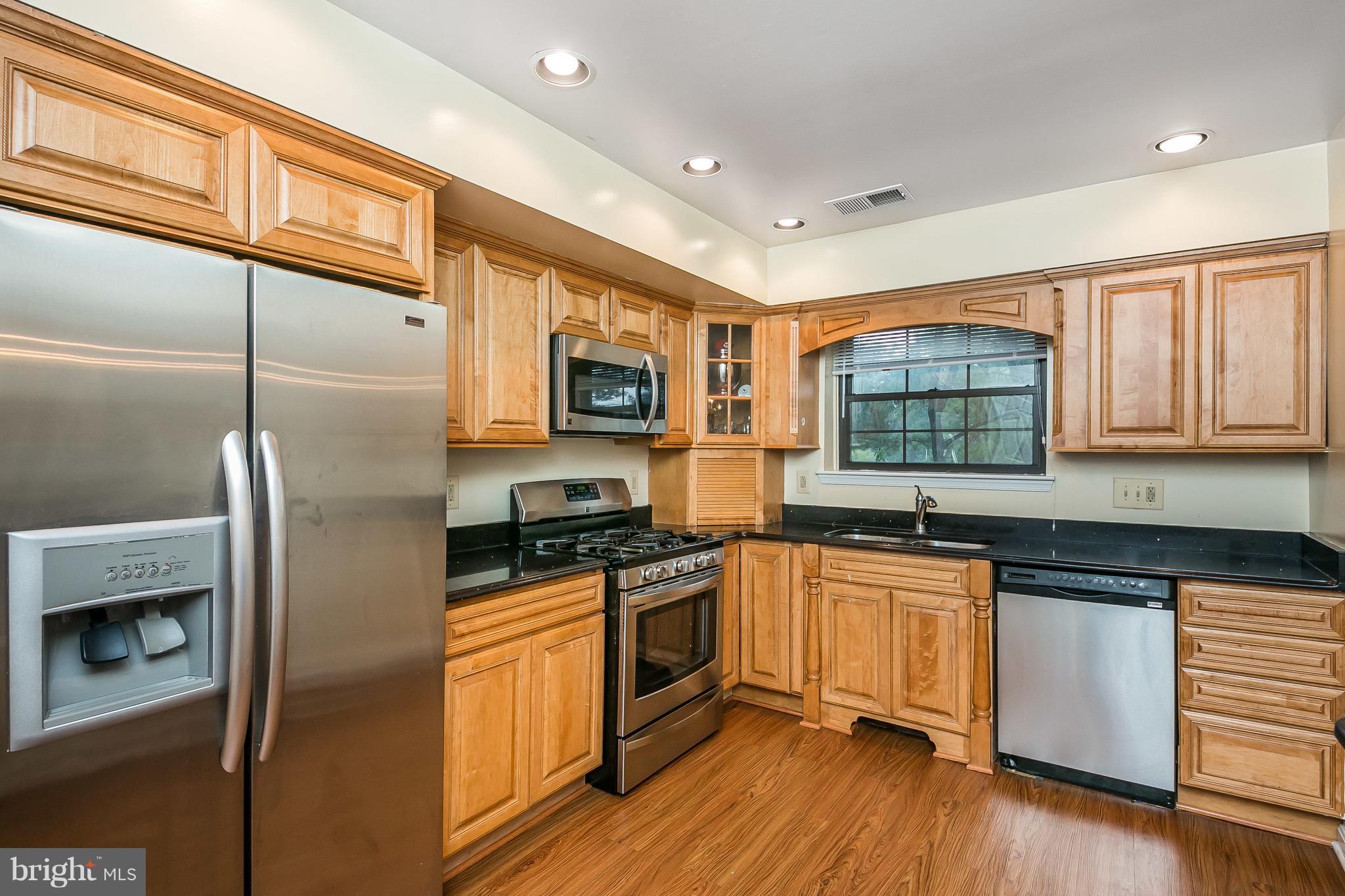 DULANEY VALLEY GARDENS - Residential