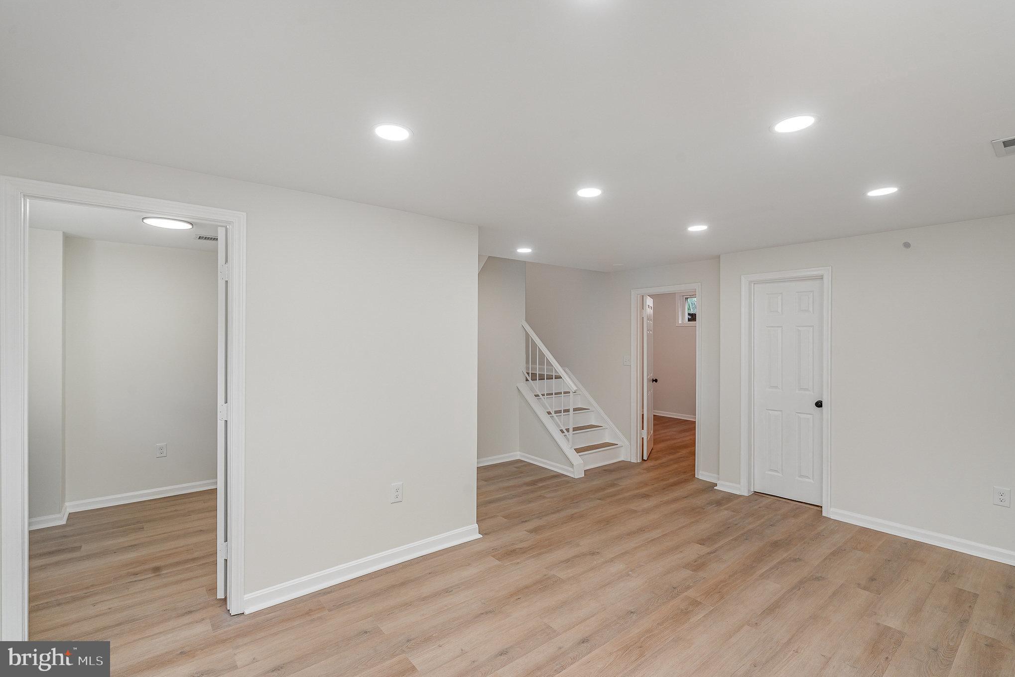 HAYFIELD VIEW - Residential