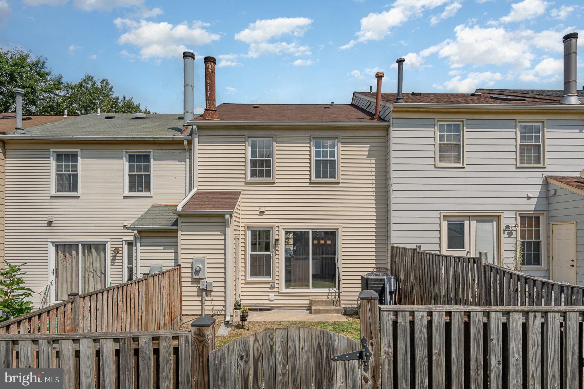 HAYFIELD VIEW - Residential