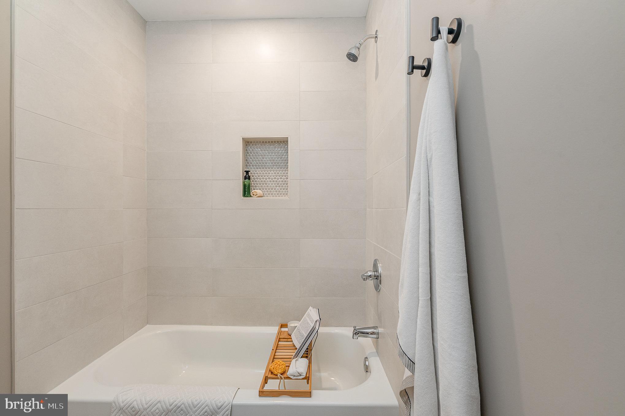 HAYFIELD VIEW - Residential