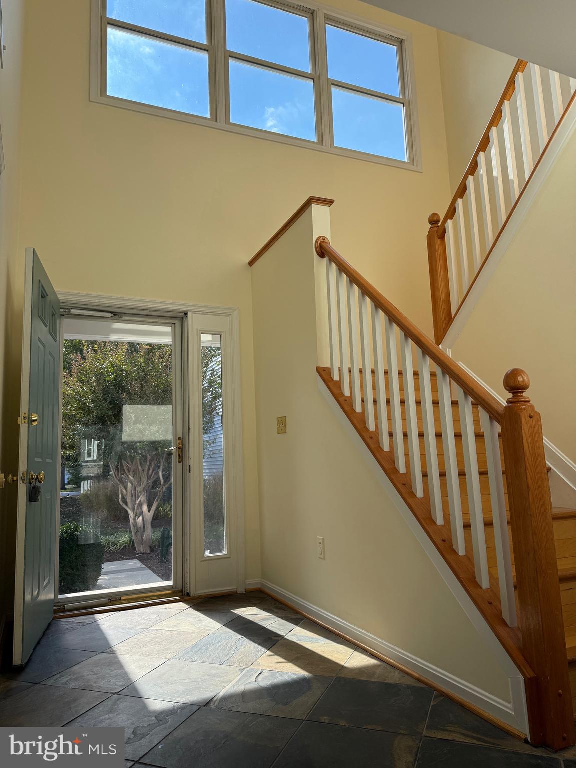 BAYSIDE - Residential Lease