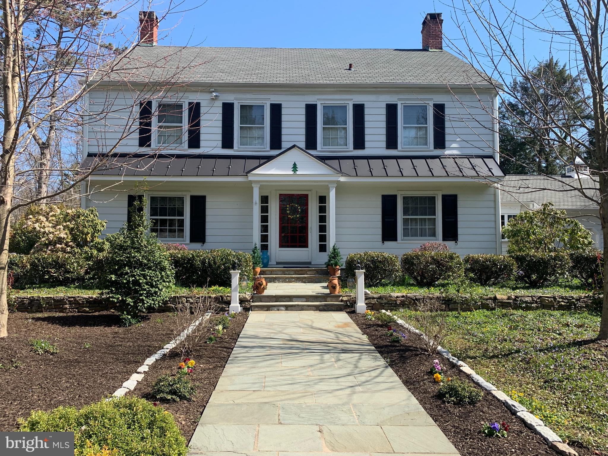 563 PEBBLE HILL ROAD