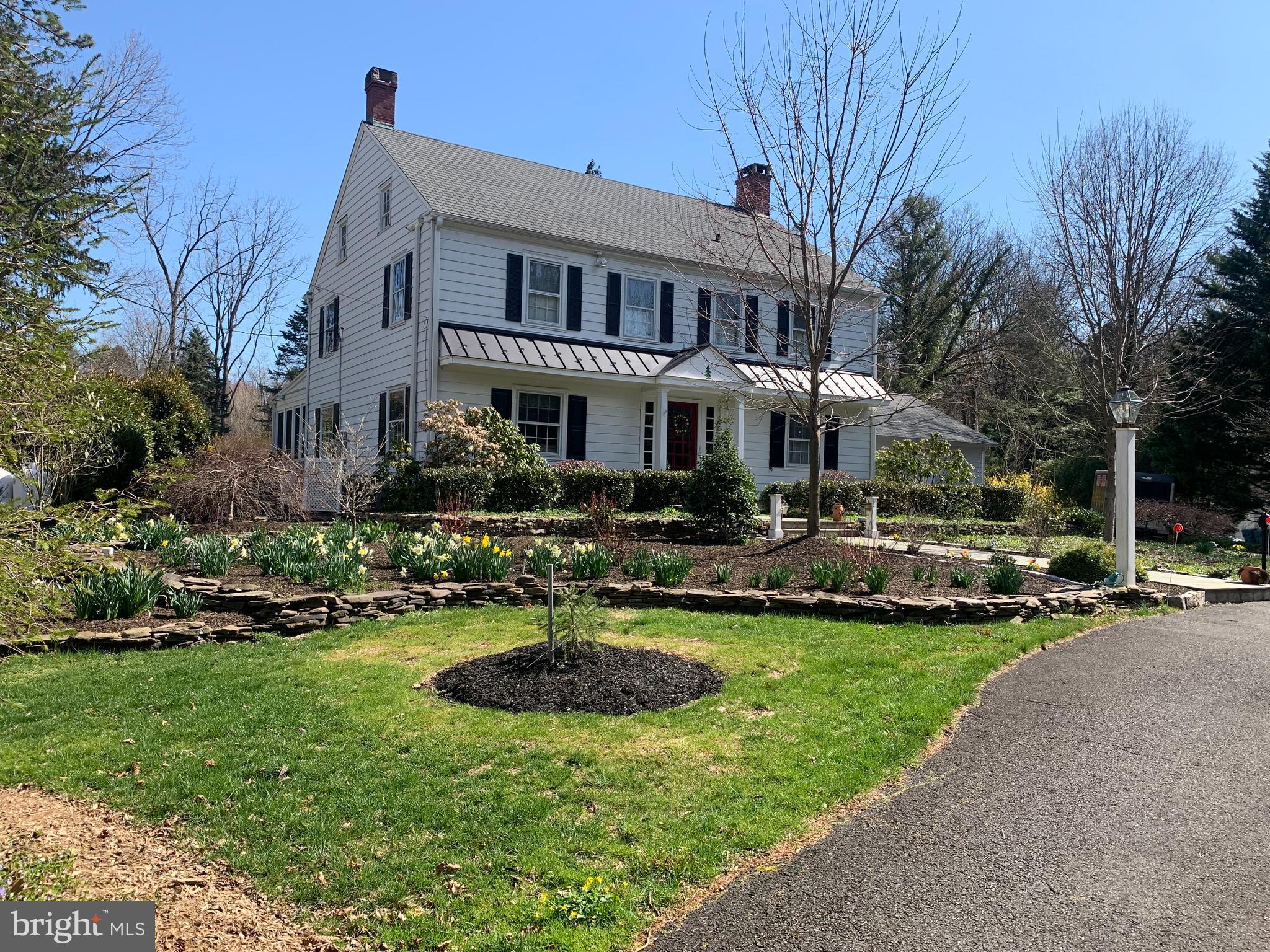 563 PEBBLE HILL ROAD