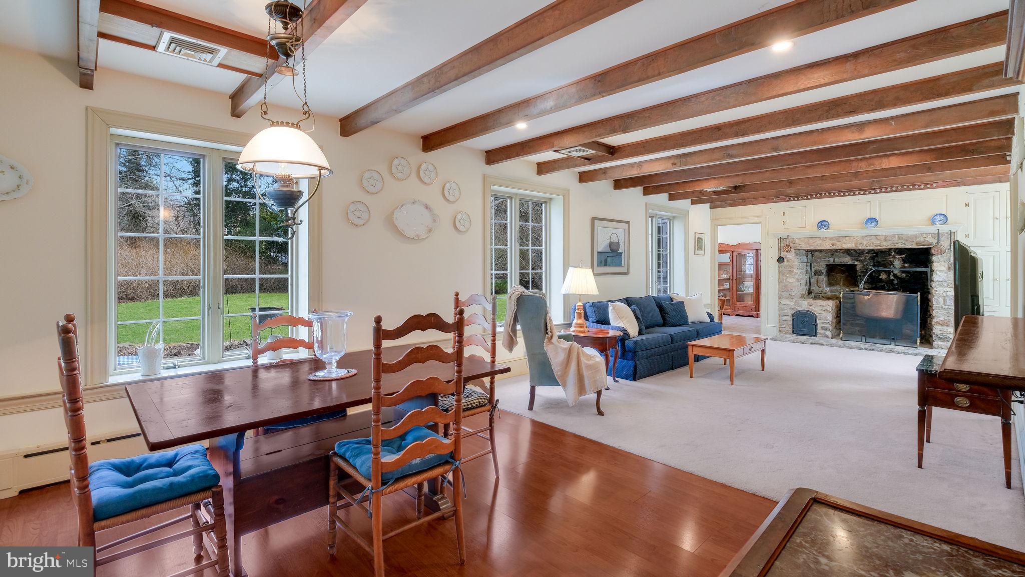 PEBBLE HILL - Residential