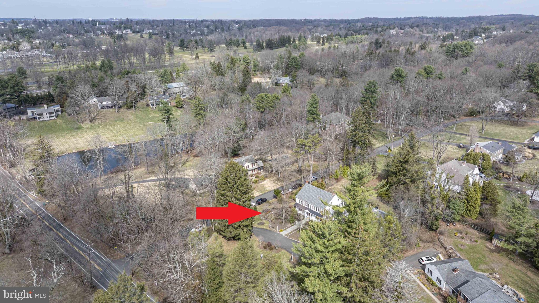 PEBBLE HILL - Residential