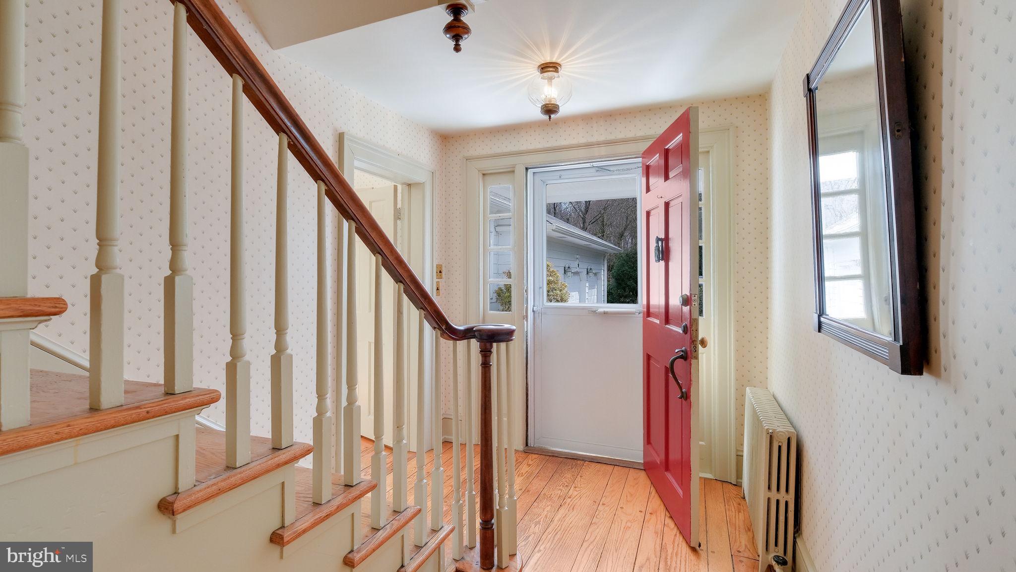 PEBBLE HILL - Residential