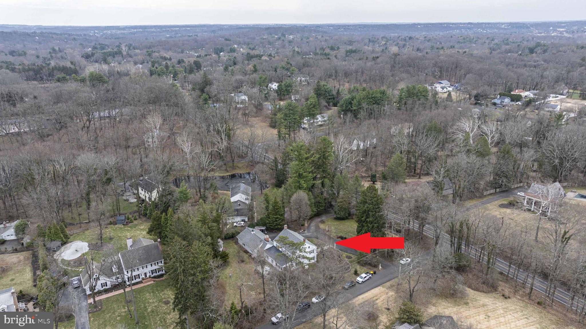 PEBBLE HILL - Residential