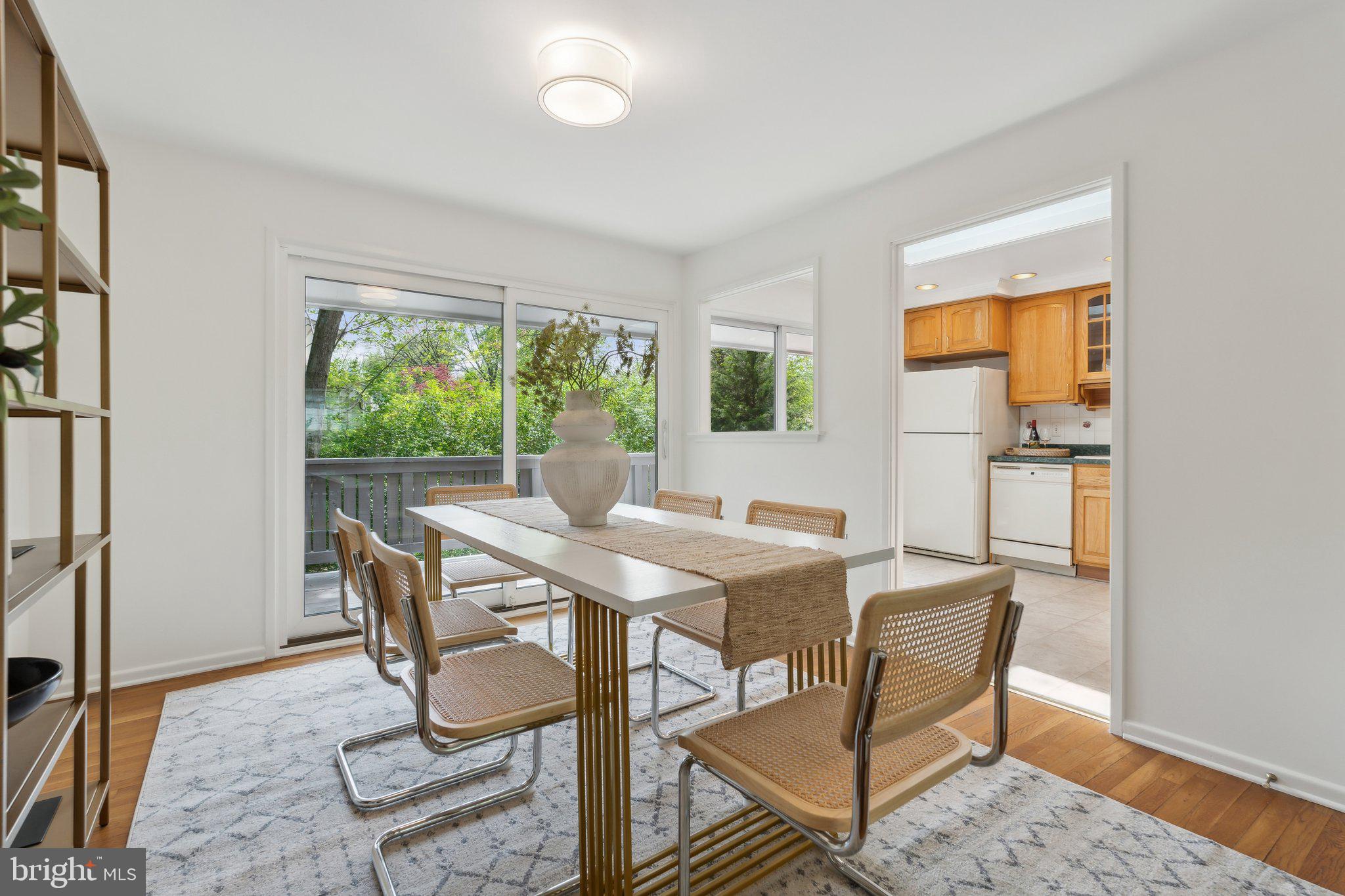 CARDEROCK SPRINGS - Residential