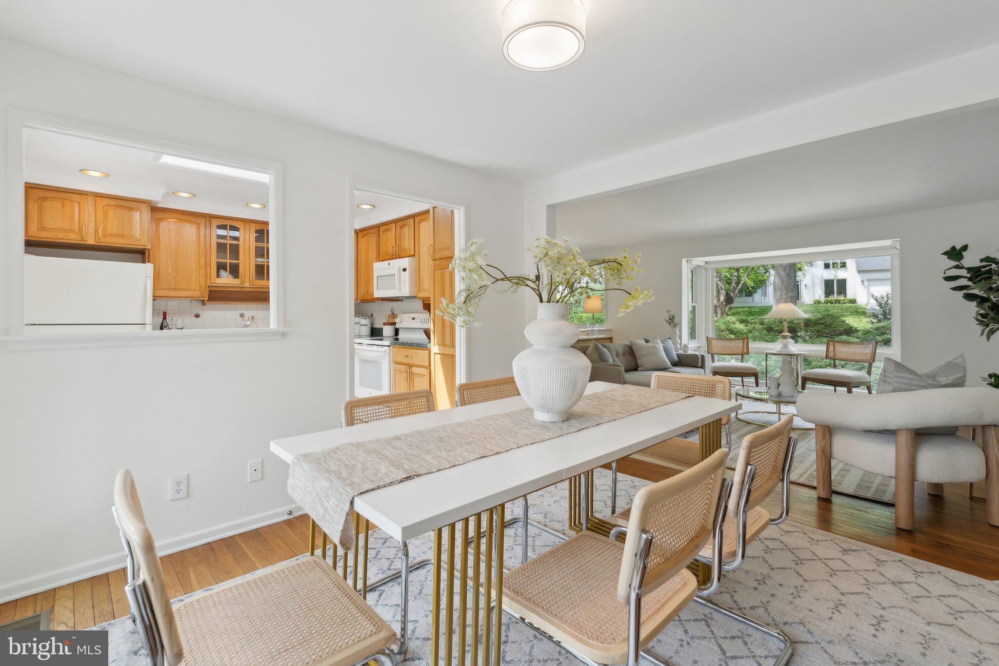 CARDEROCK SPRINGS - Residential