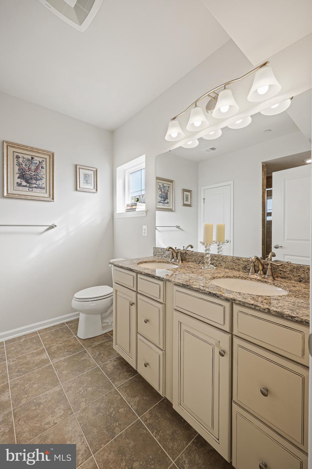 ELLICOTTS RETREAT - Residential