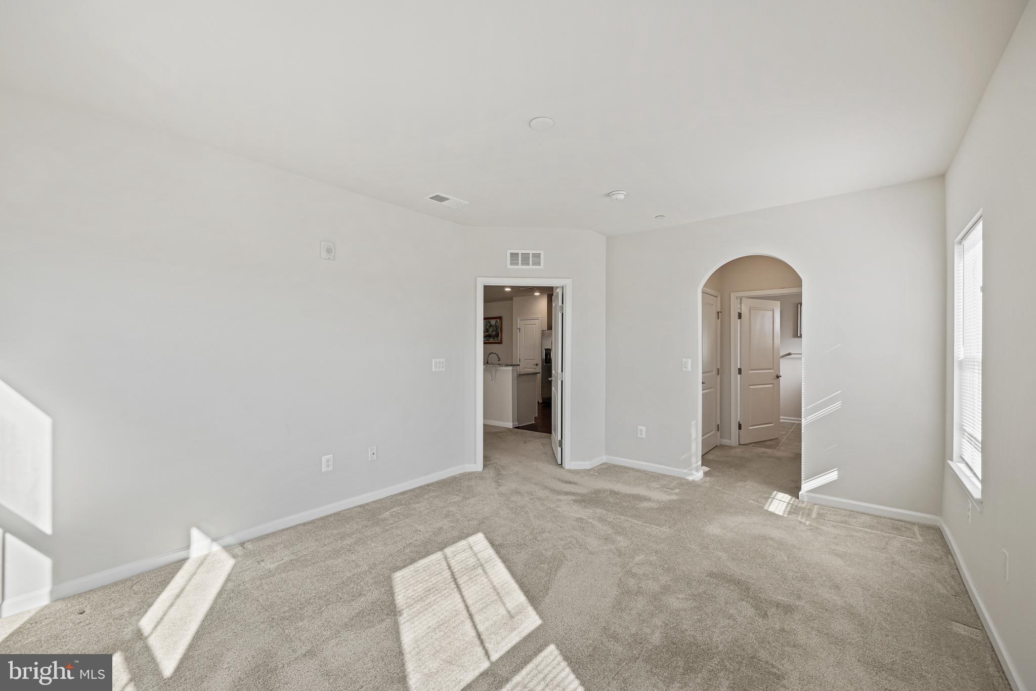 ELLICOTTS RETREAT - Residential