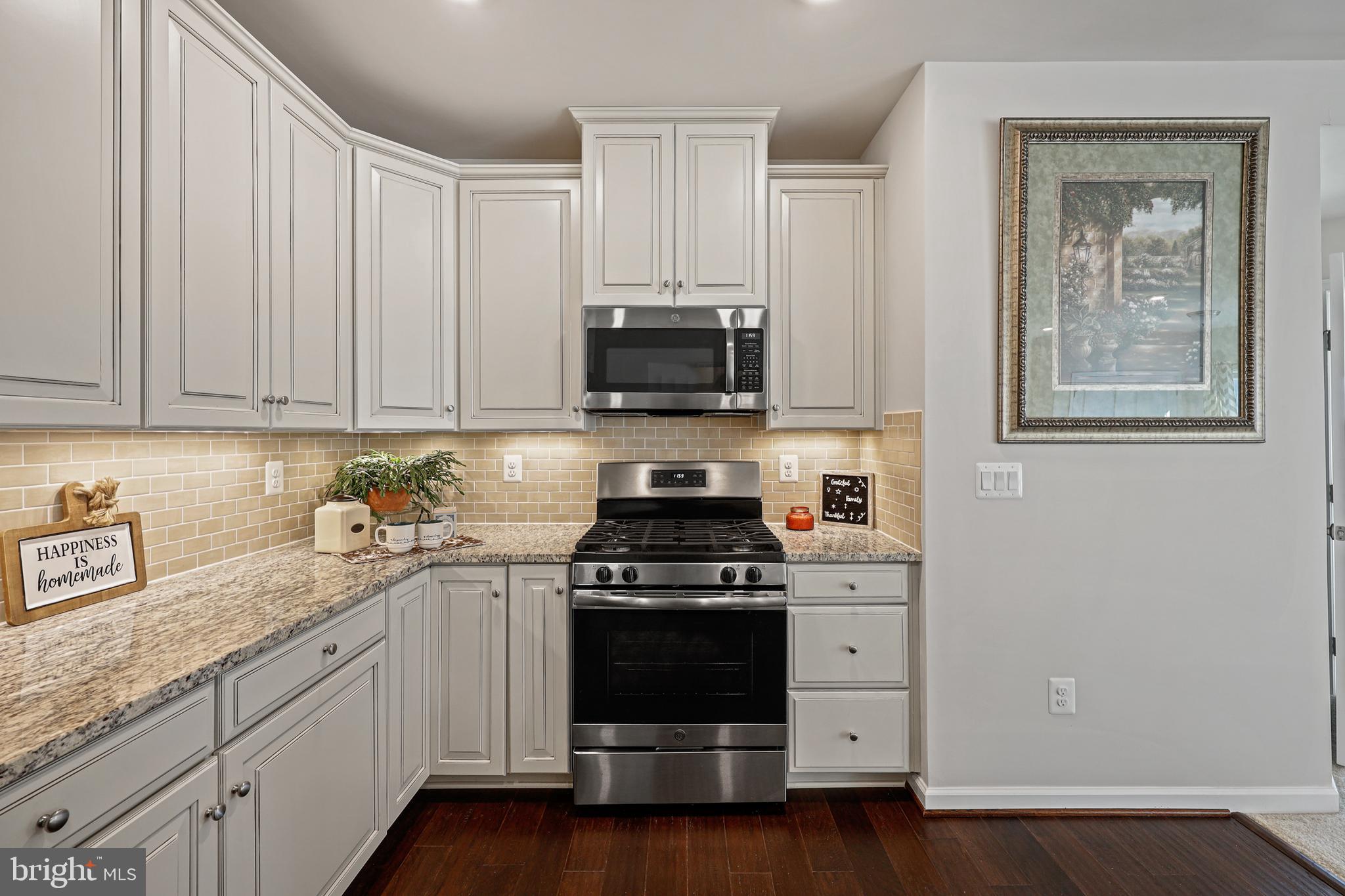 ELLICOTTS RETREAT - Residential