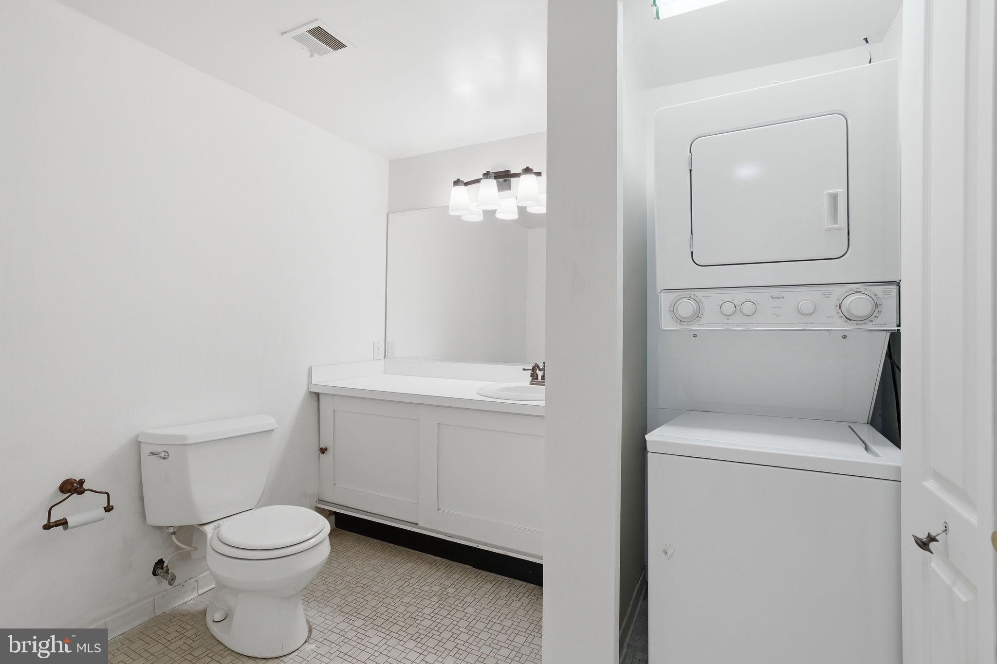 SUBURBAN OAKS - Residential