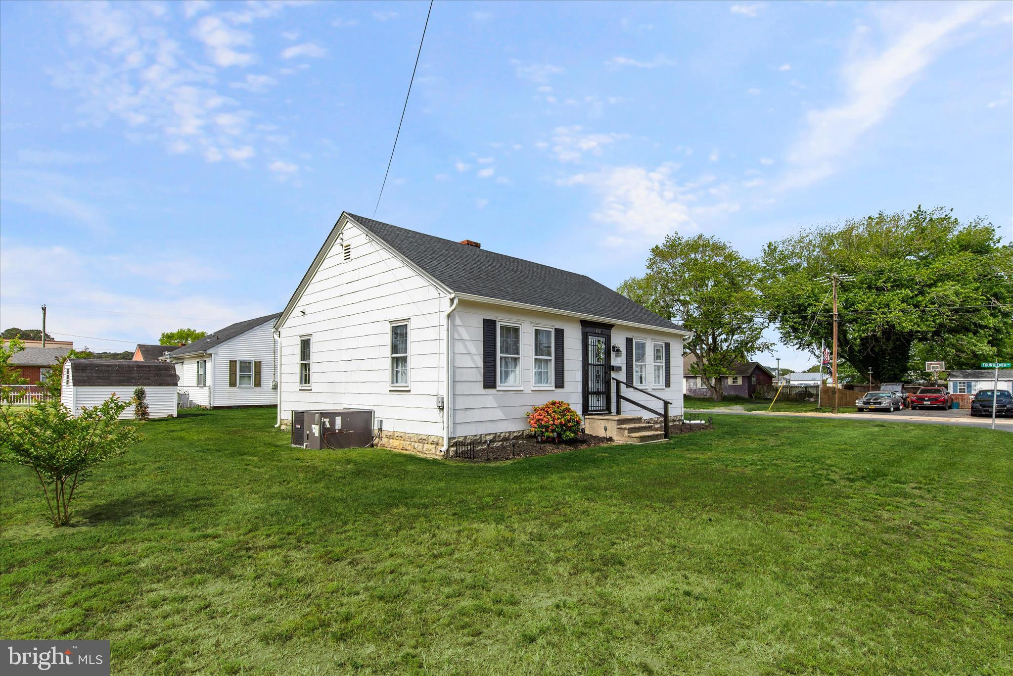 1400 LINDEN DRIVE