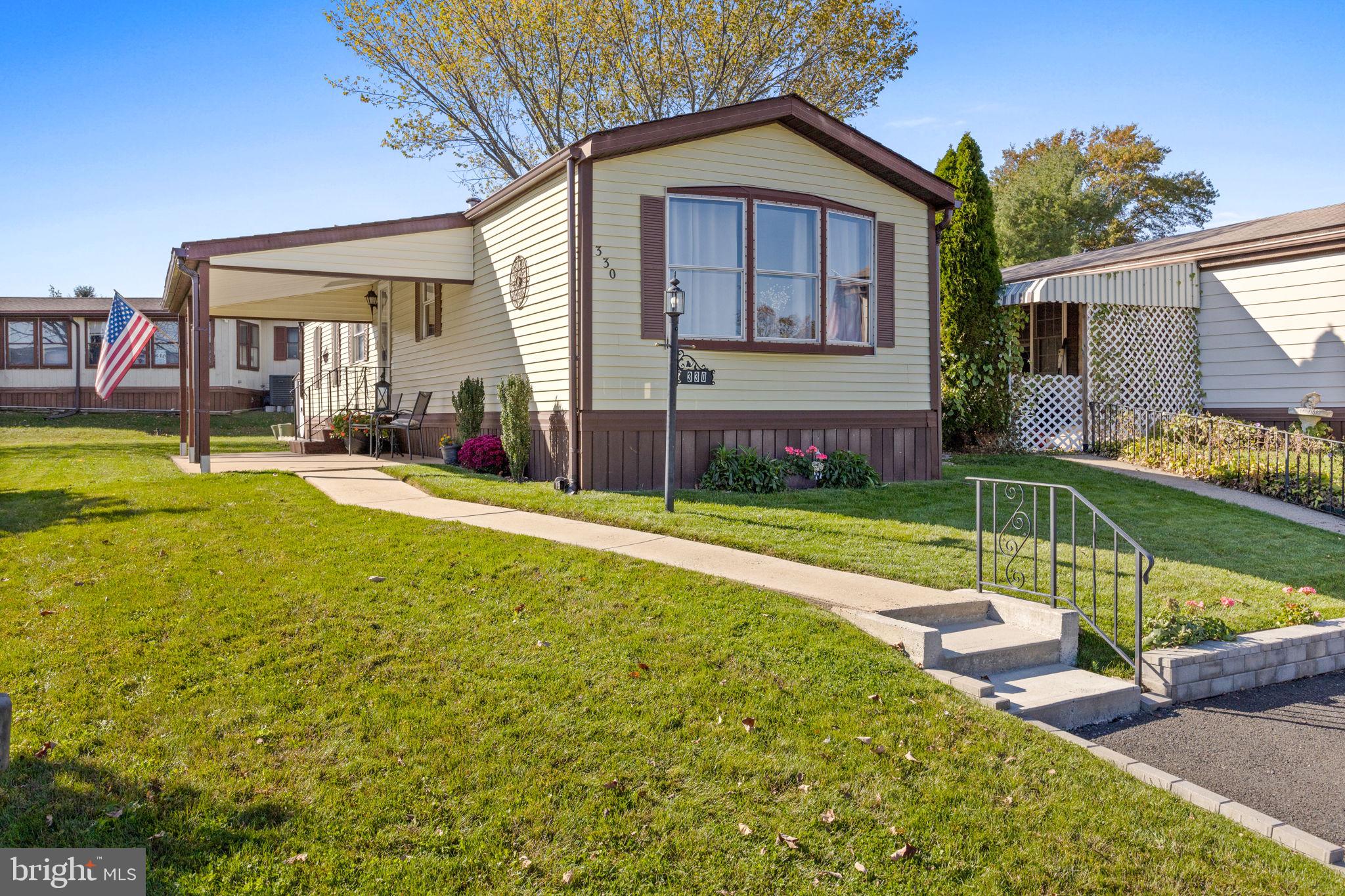 NESHAMINY FALLS - Residential