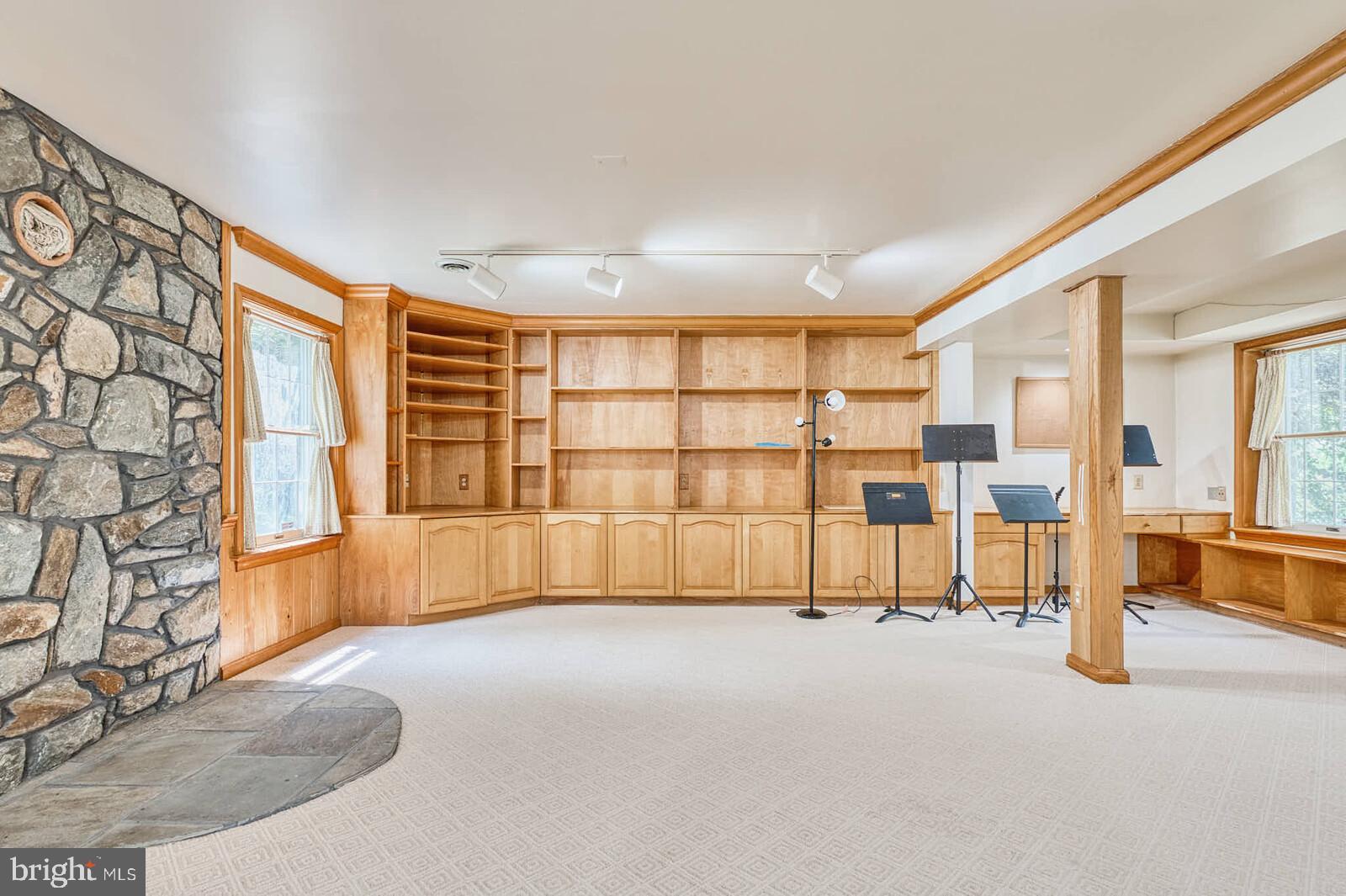 BRADLEY FARMS - Residential