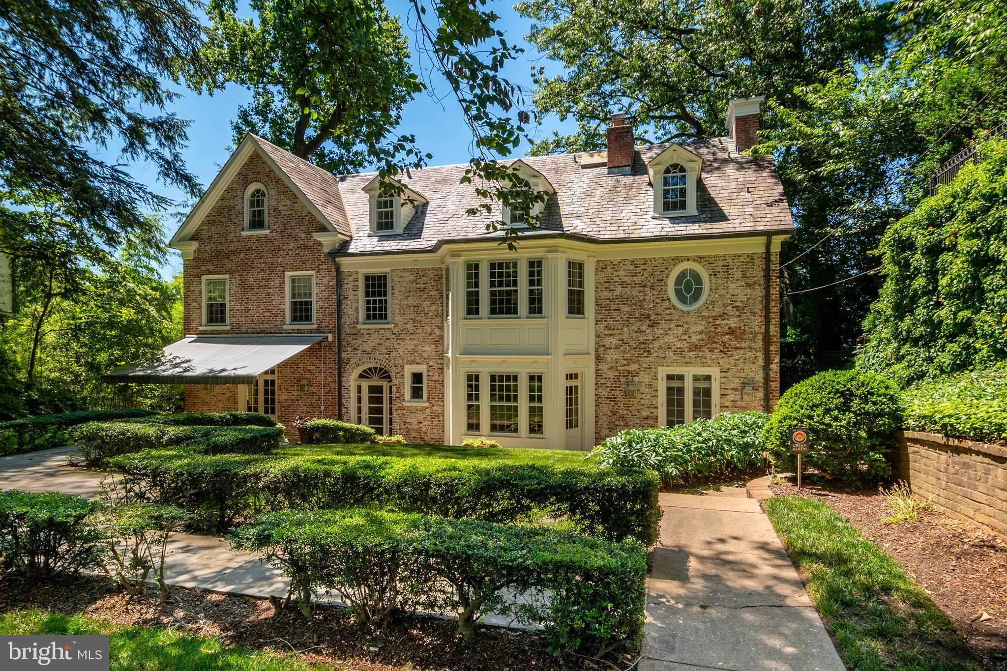 MASSACHUSETTS AVENUE HEIGHTS - Residential