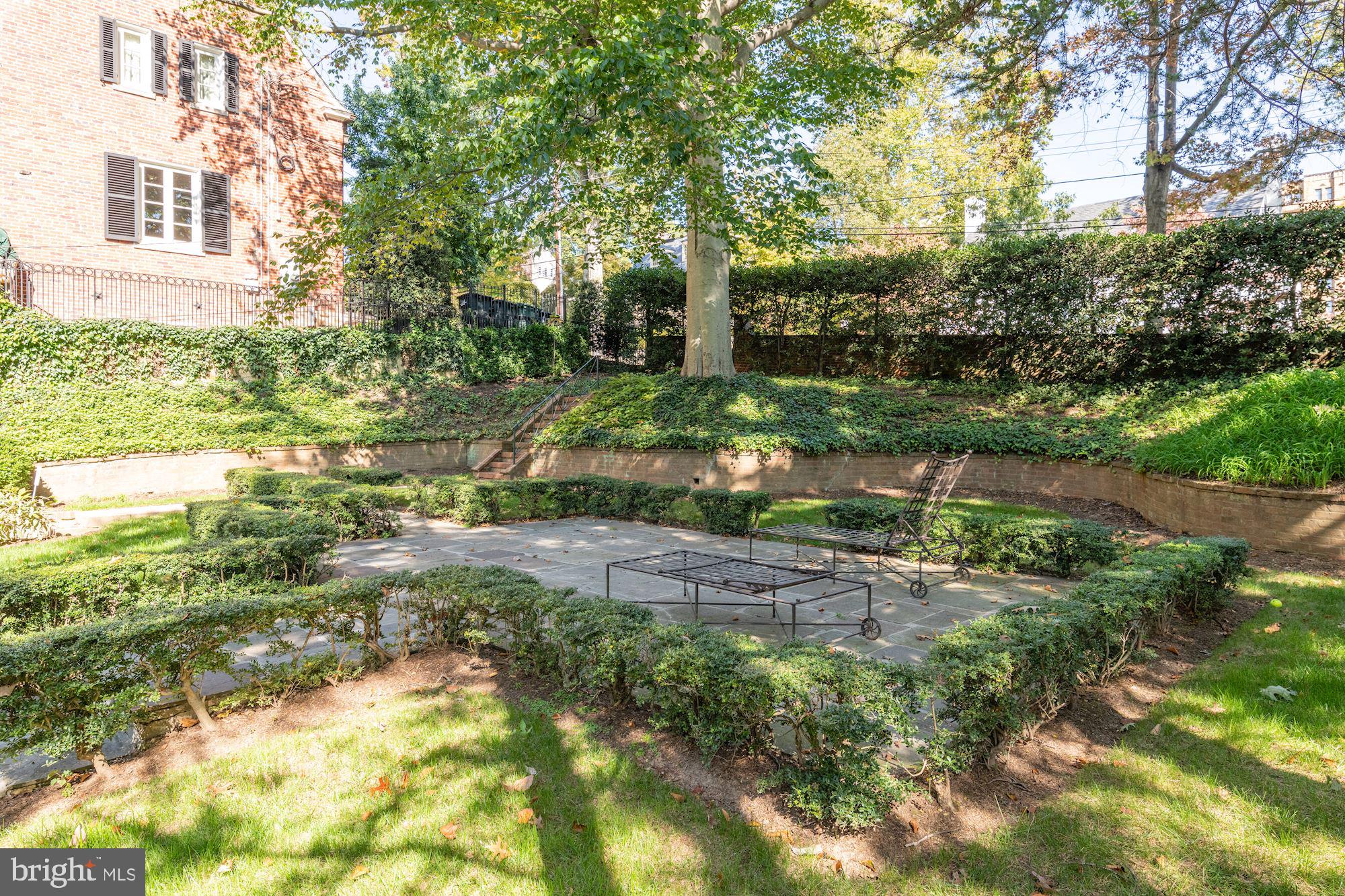 MASSACHUSETTS AVENUE HEIGHTS - Residential