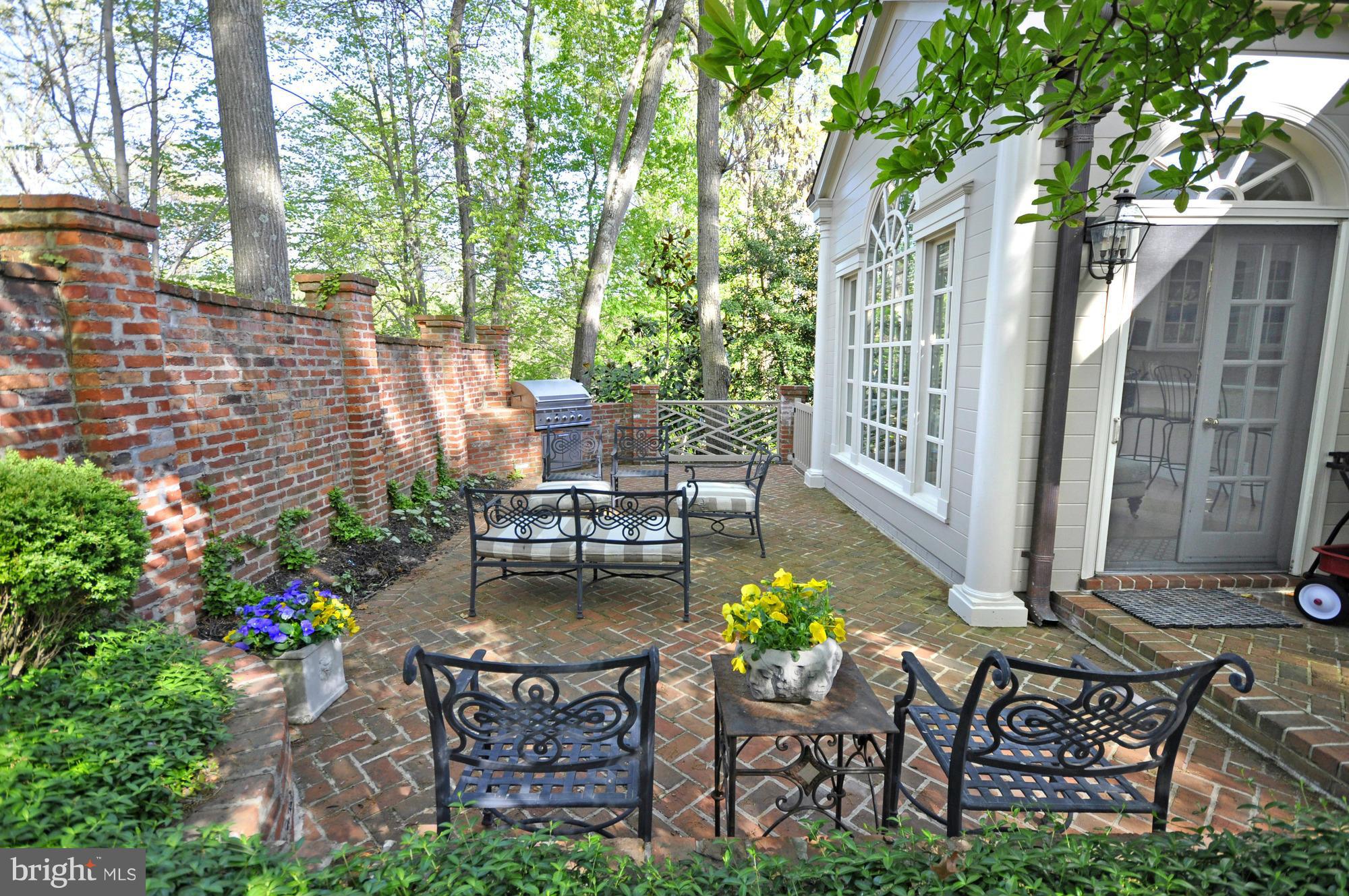 OLDE SWINKS MILL ESTATES - Residential