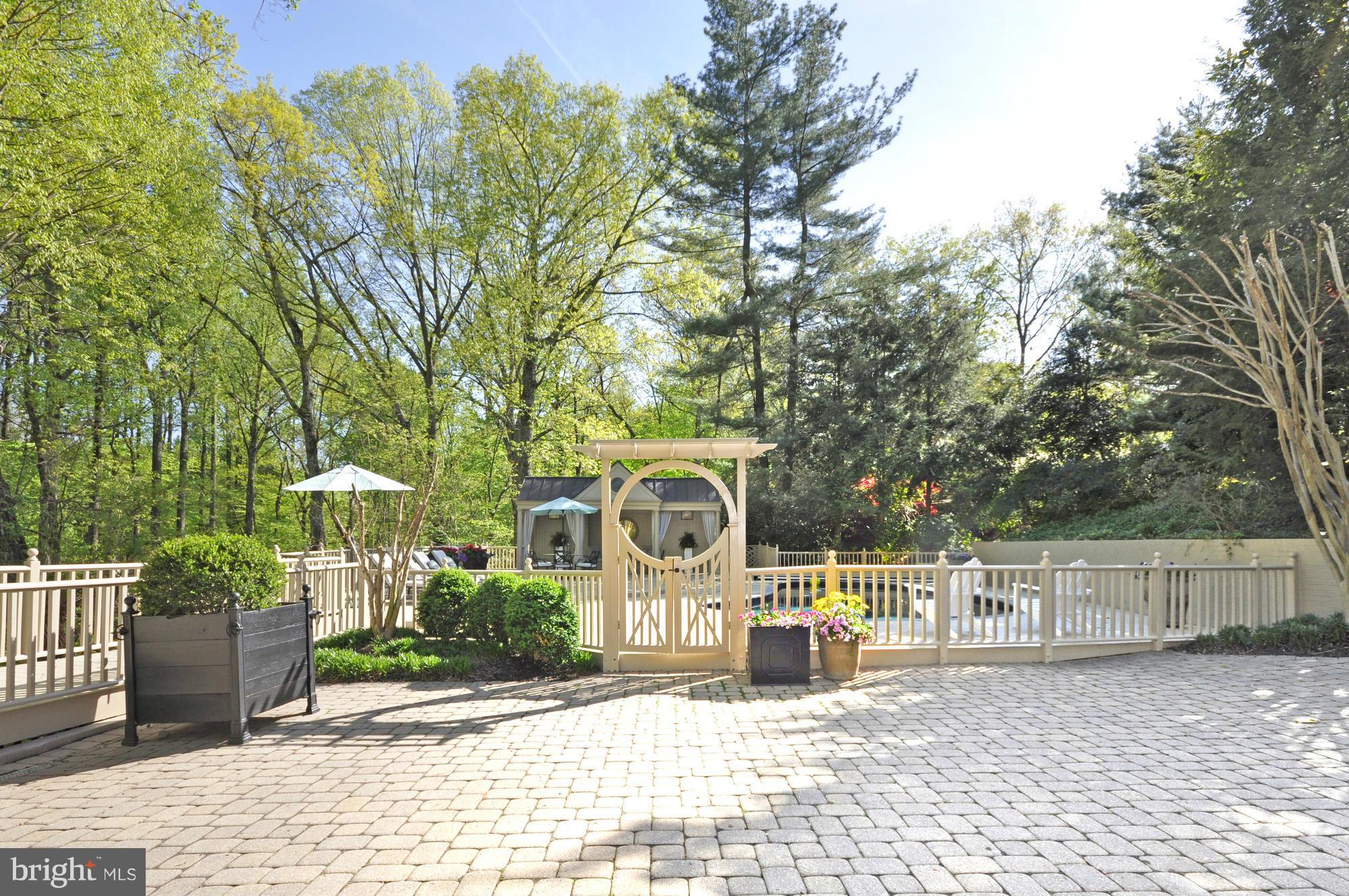 OLDE SWINKS MILL ESTATES - Residential