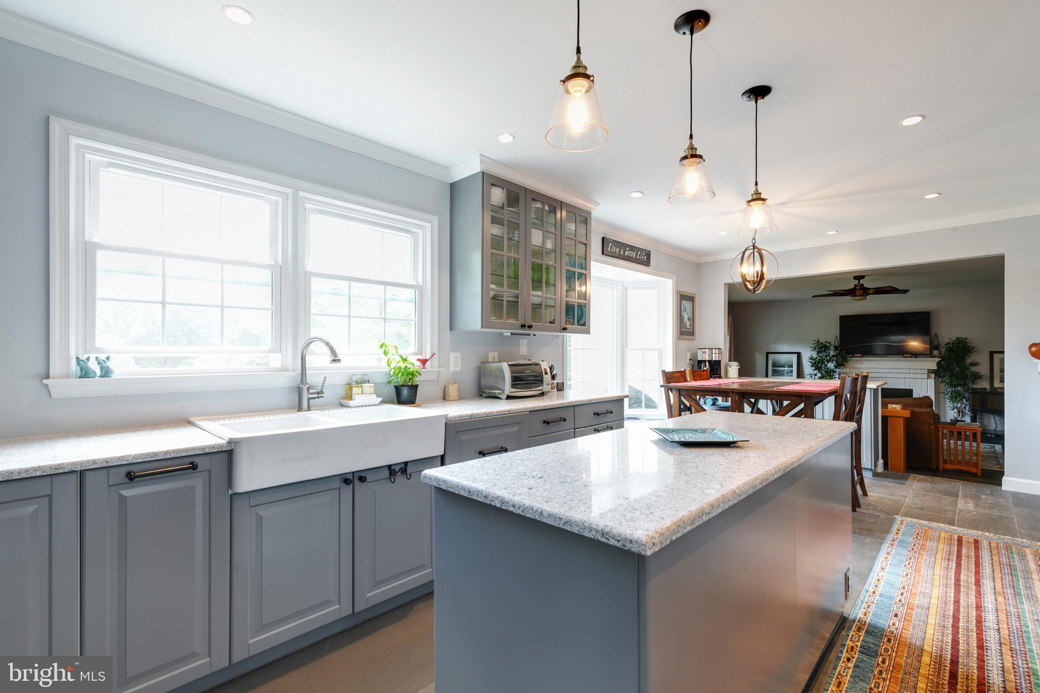 ASHBURN VILLAGE - Residential