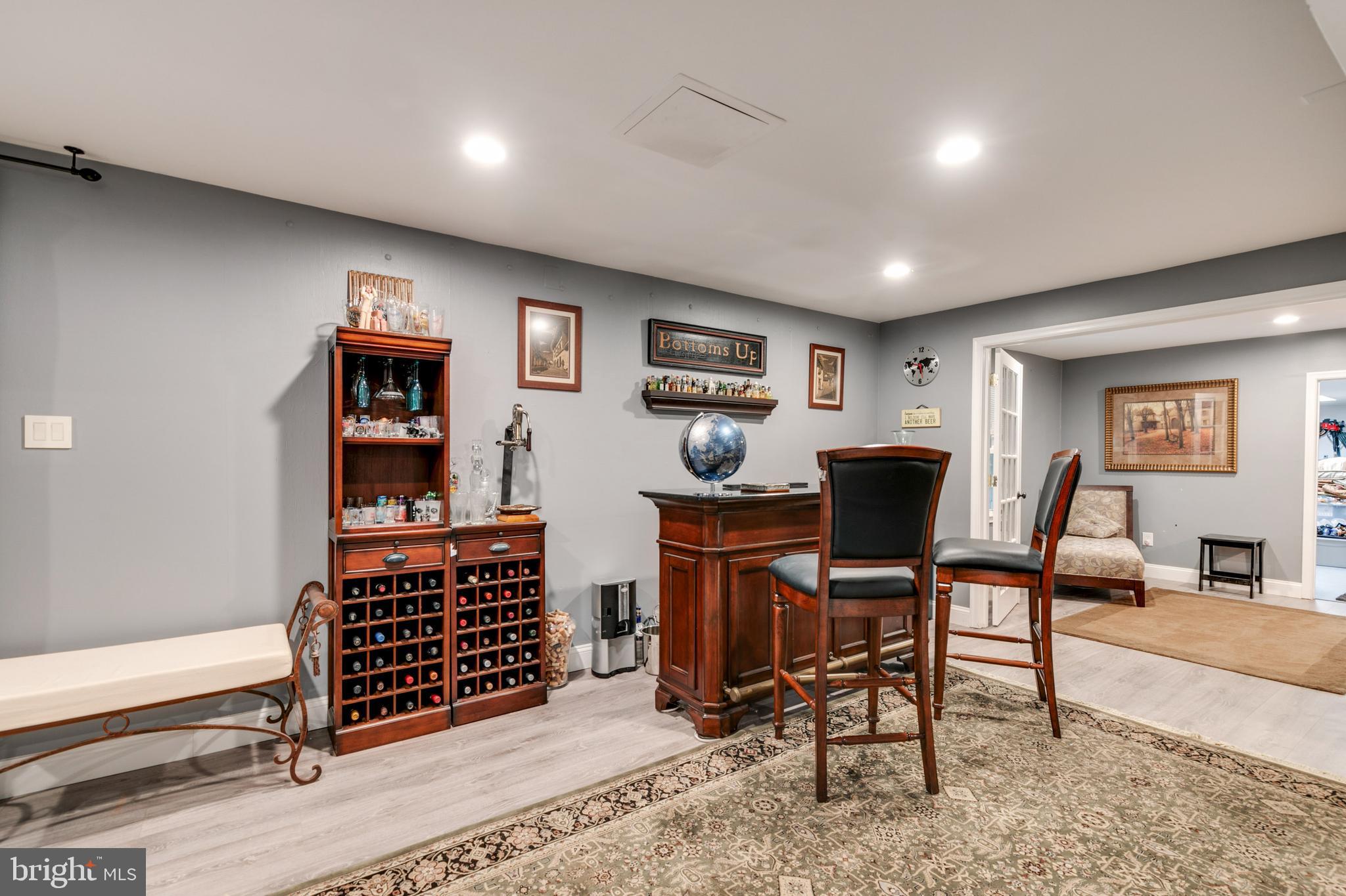 ASHBURN VILLAGE - Residential