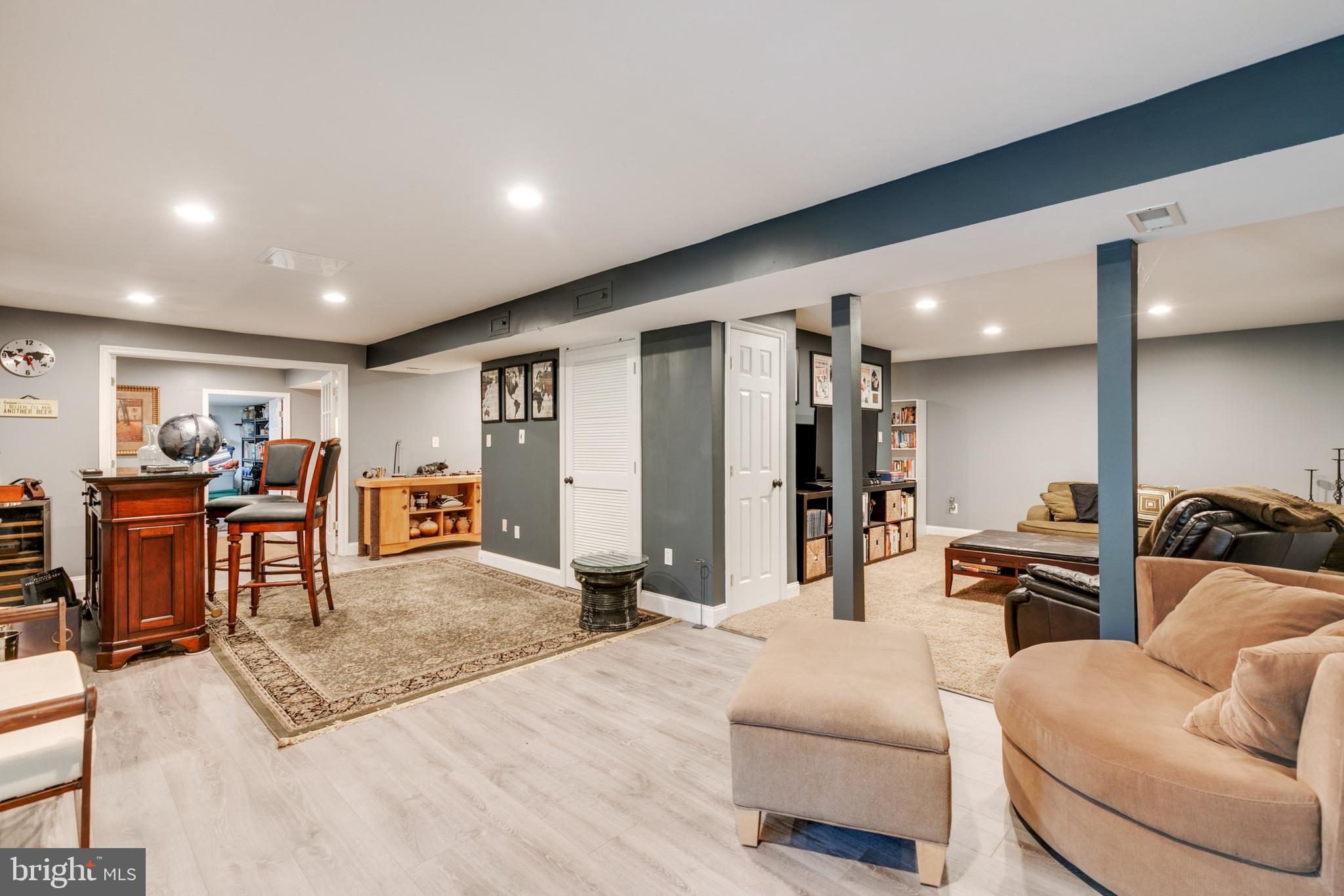 ASHBURN VILLAGE - Residential