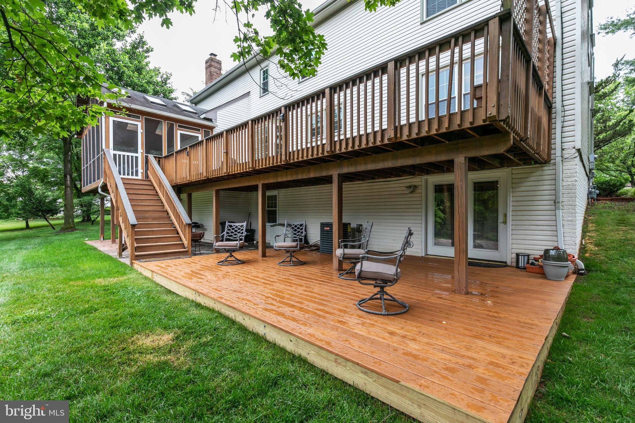 ASHBURN VILLAGE - Residential