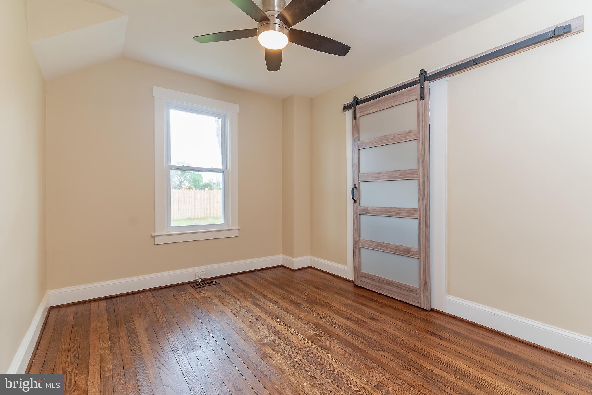 WASHINGTON GROVE - Residential