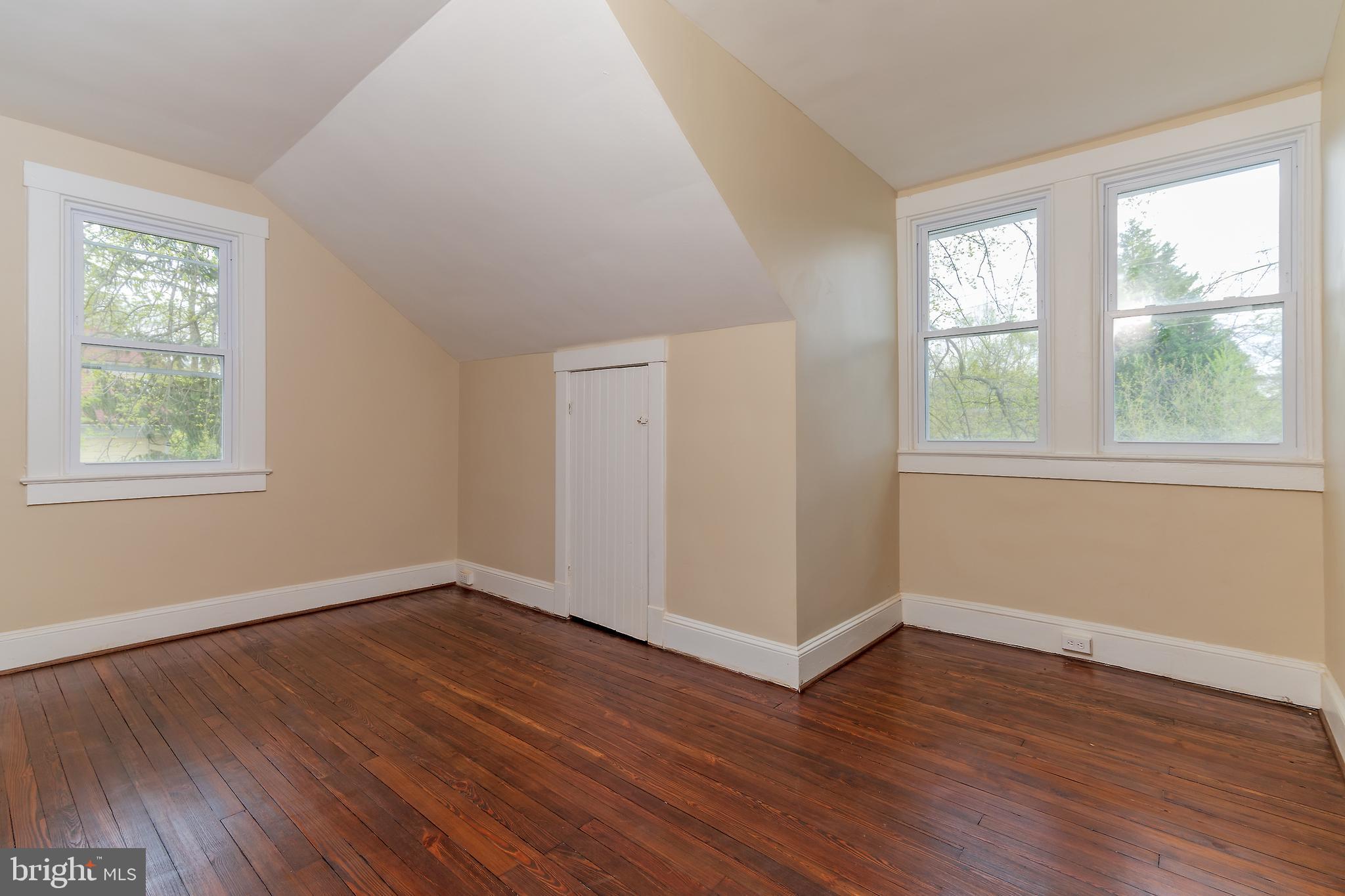 WASHINGTON GROVE - Residential