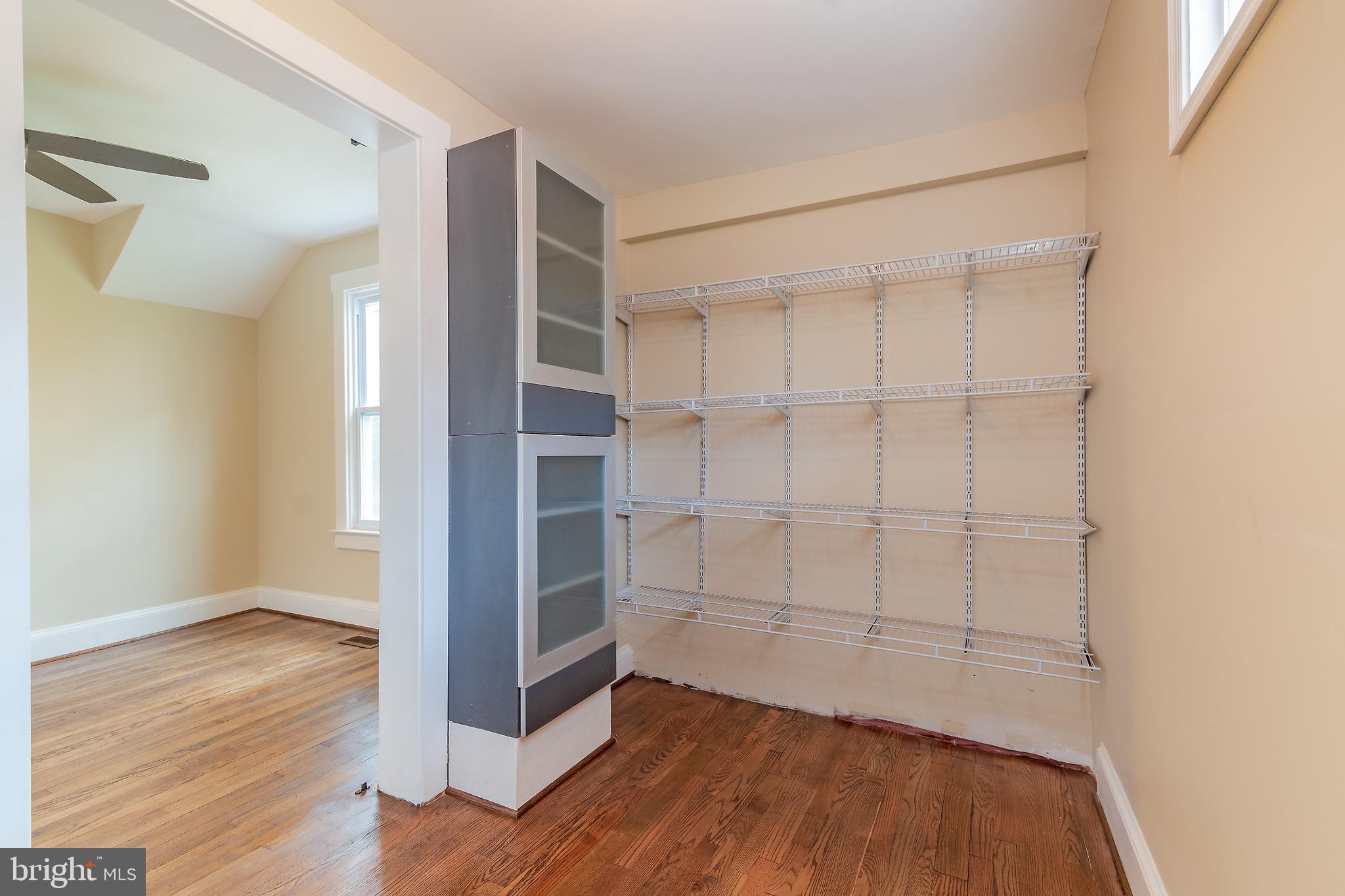 WASHINGTON GROVE - Residential