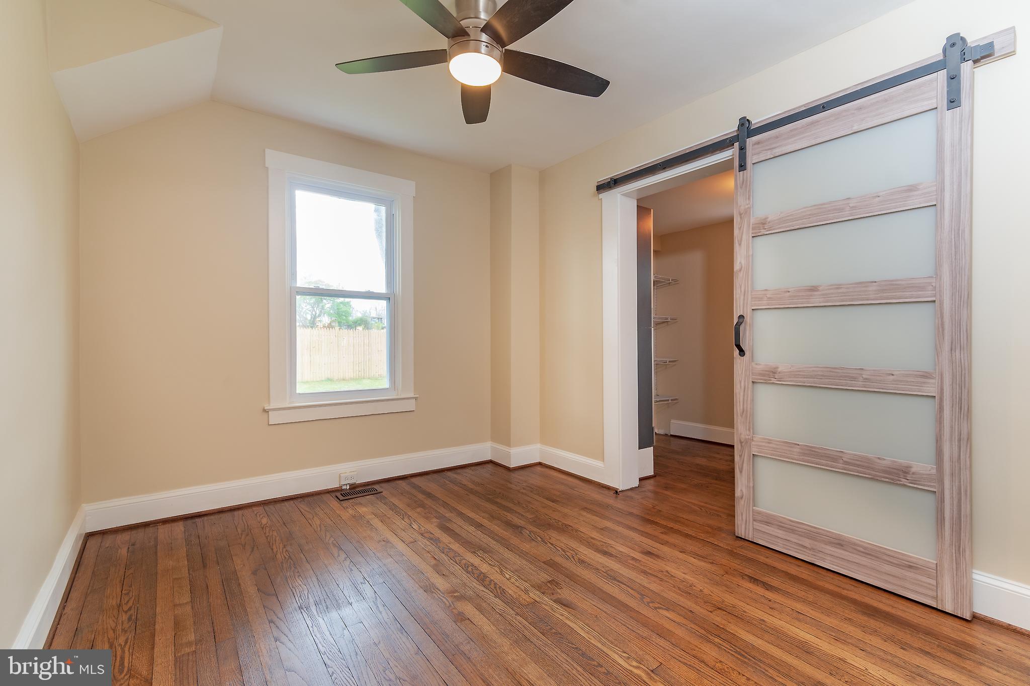 WASHINGTON GROVE - Residential